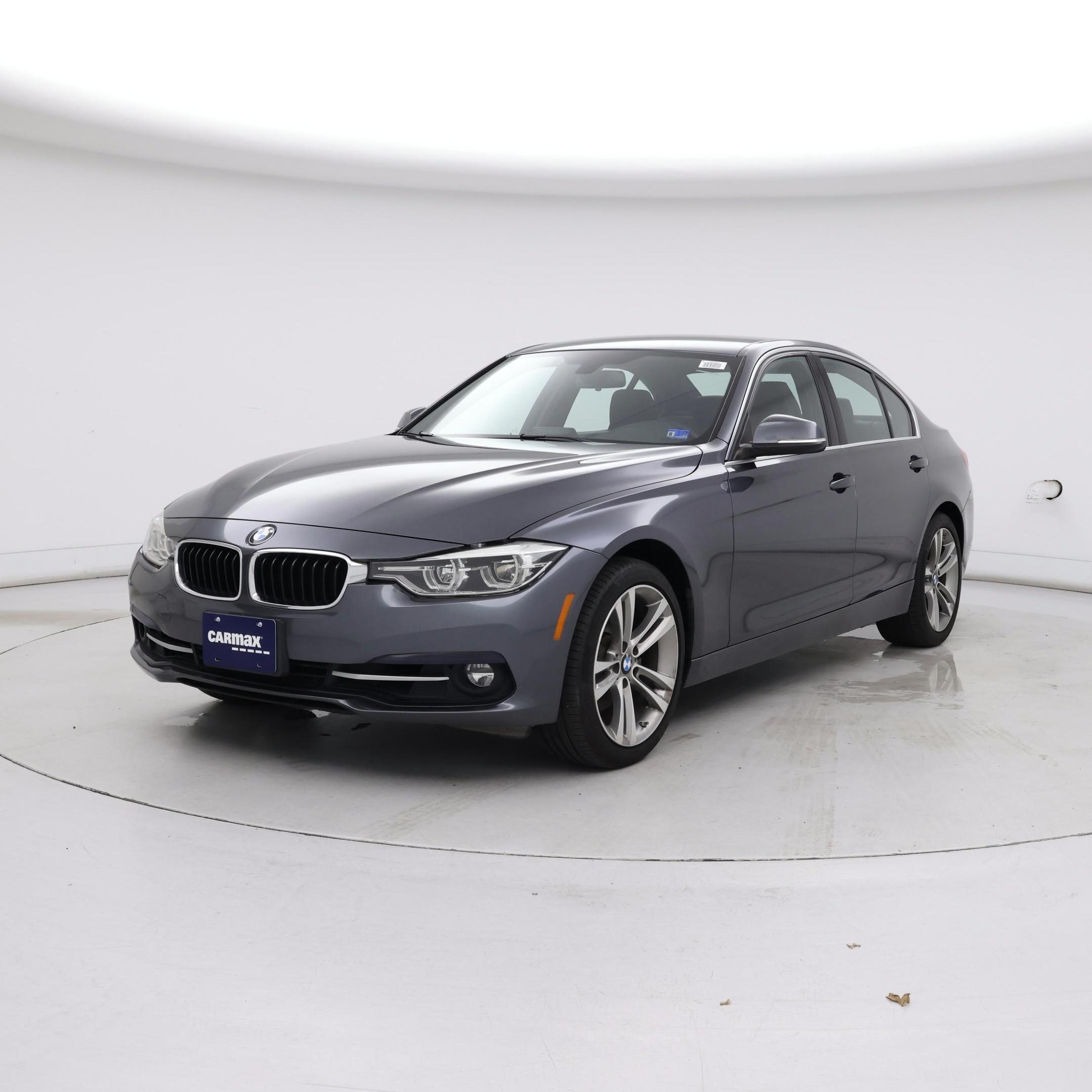 Thumbnail: 2018 BMW 3 Series - 4
