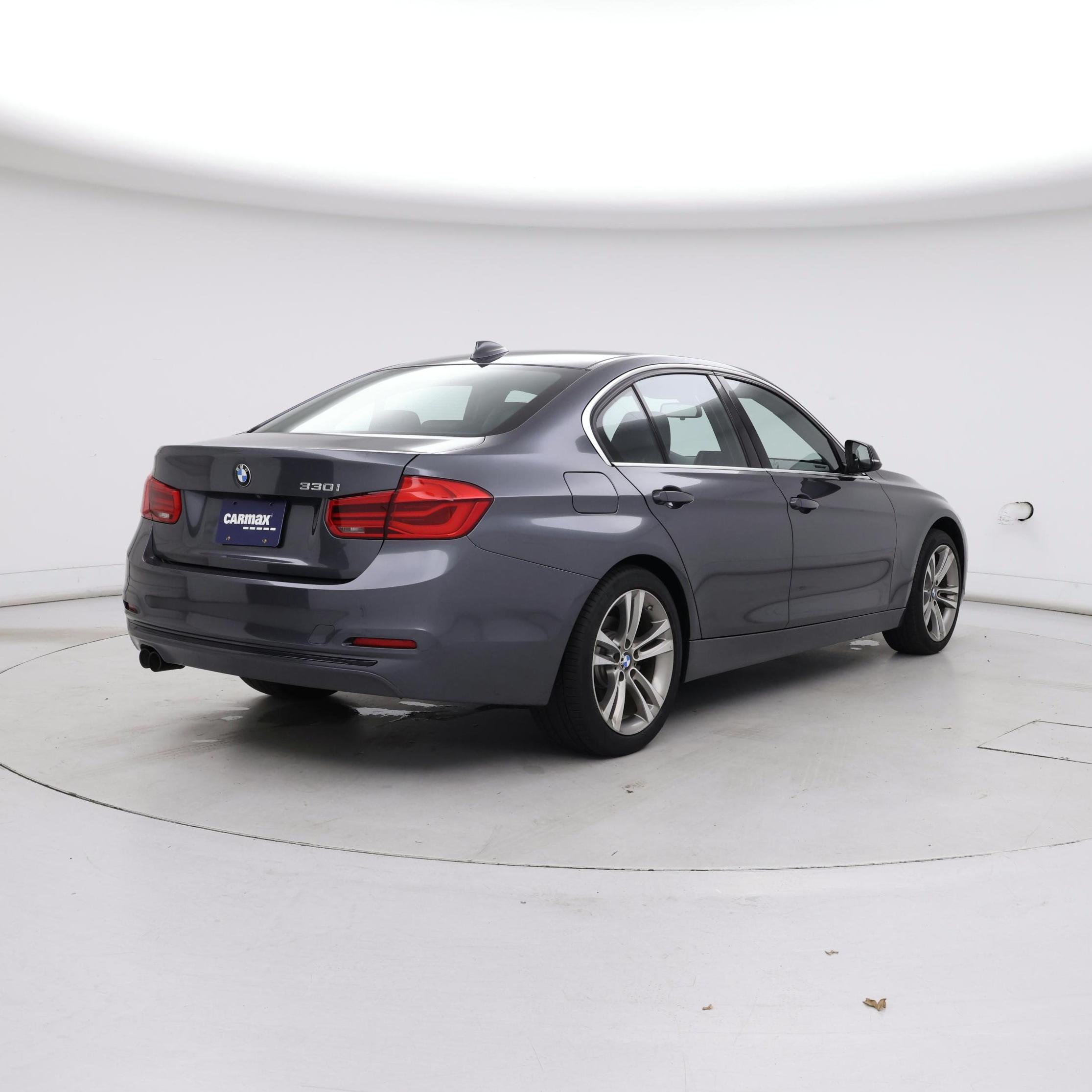 Thumbnail: 2018 BMW 3 Series - 8