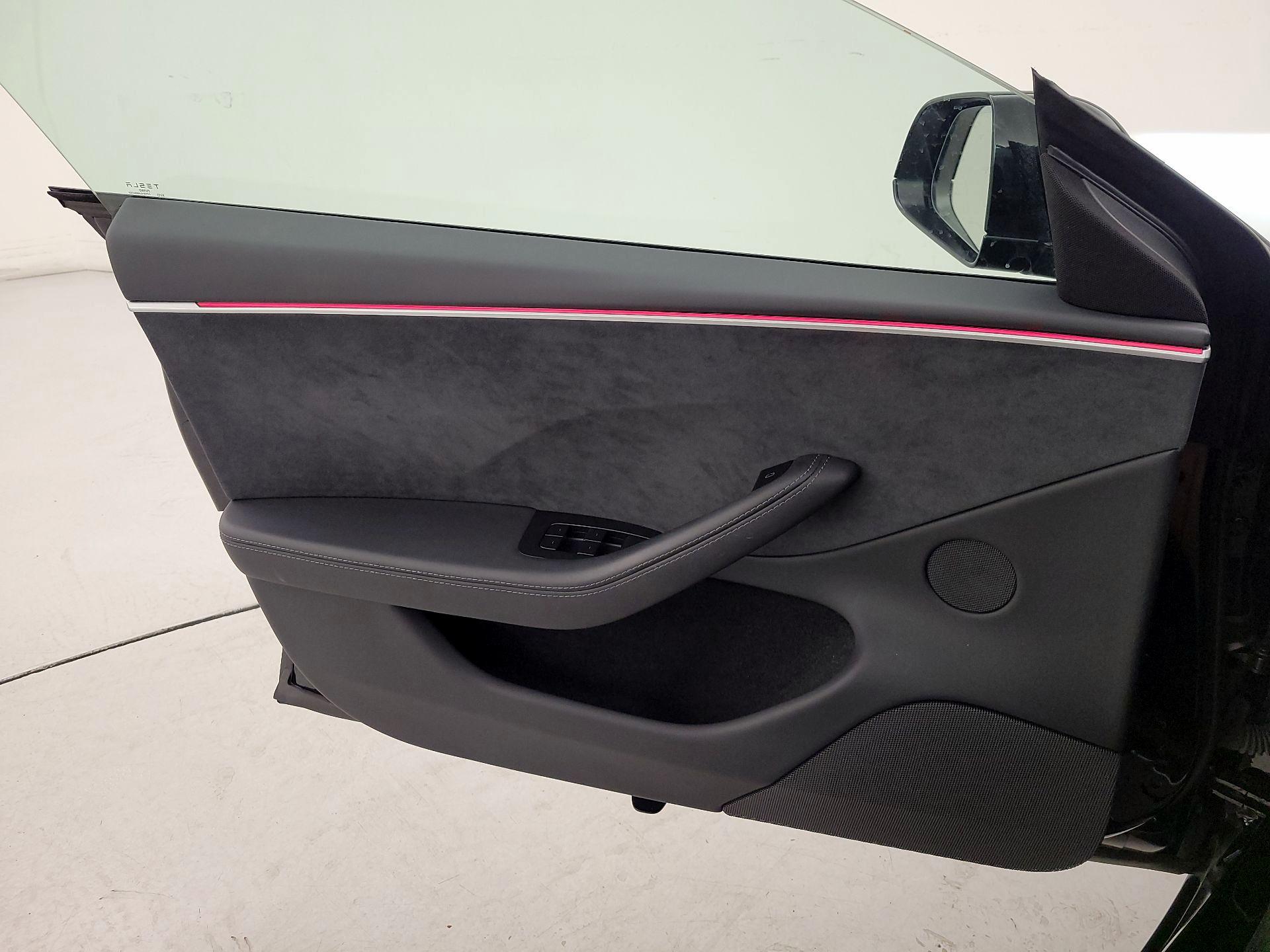 Thumbnail: 2025 Tesla Model 3 - 12