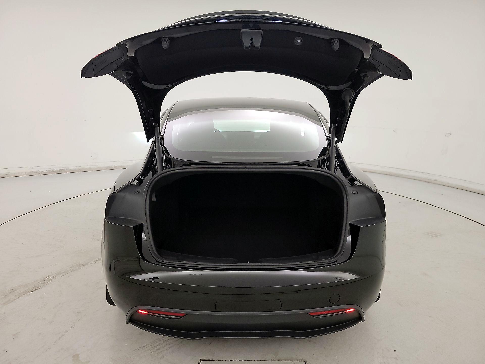 Thumbnail: 2025 Tesla Model 3 - 20