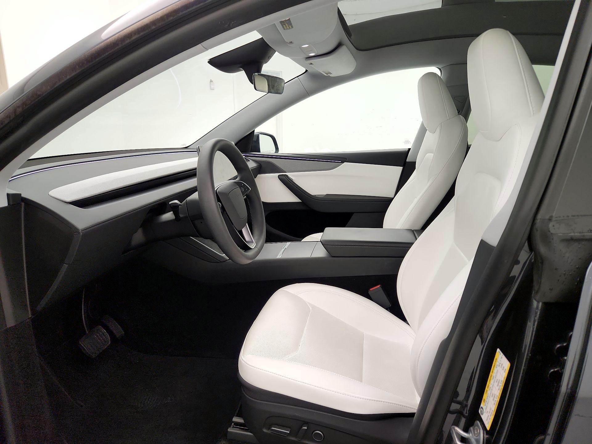 Thumbnail: 2026 Tesla Model Y - 11