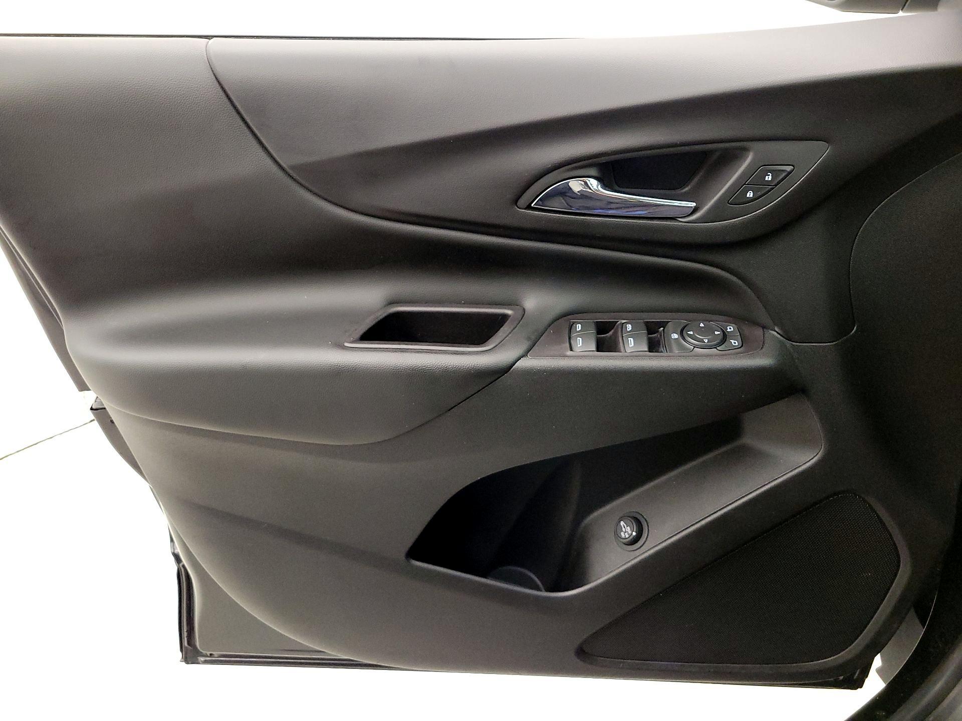 Thumbnail: 2020 Chevrolet Equinox - 12
