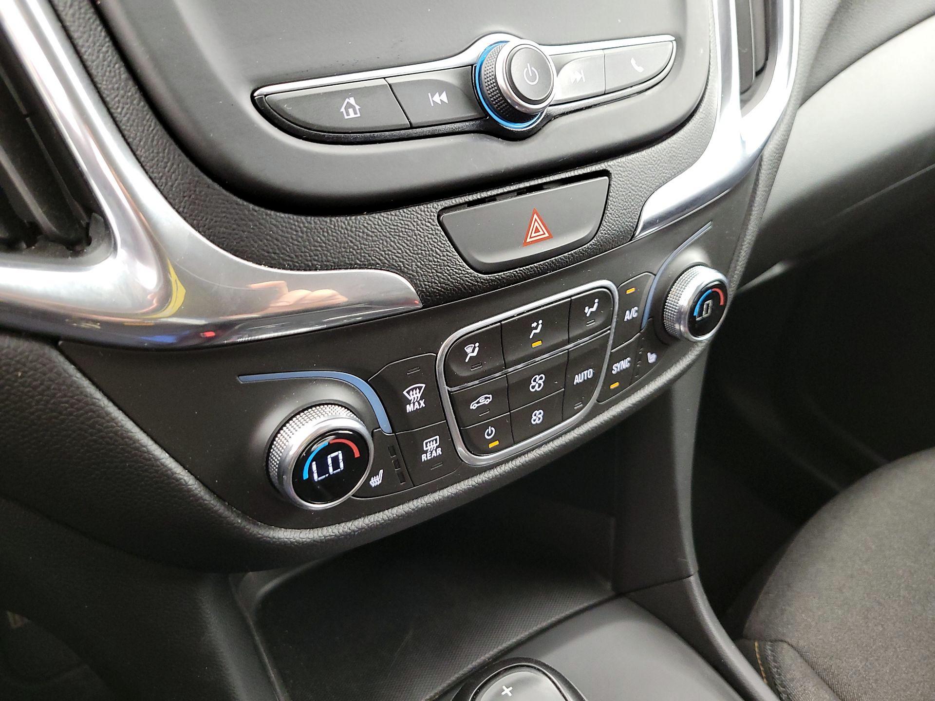 Thumbnail: 2020 Chevrolet Equinox - 17