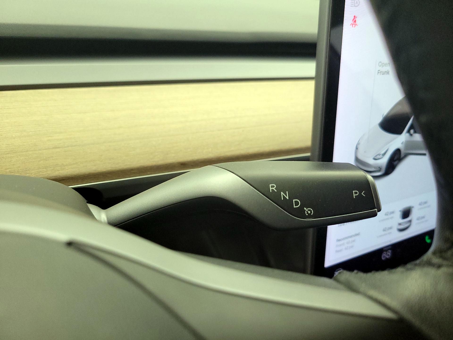 Thumbnail: 2021 Tesla Model 3 - 16