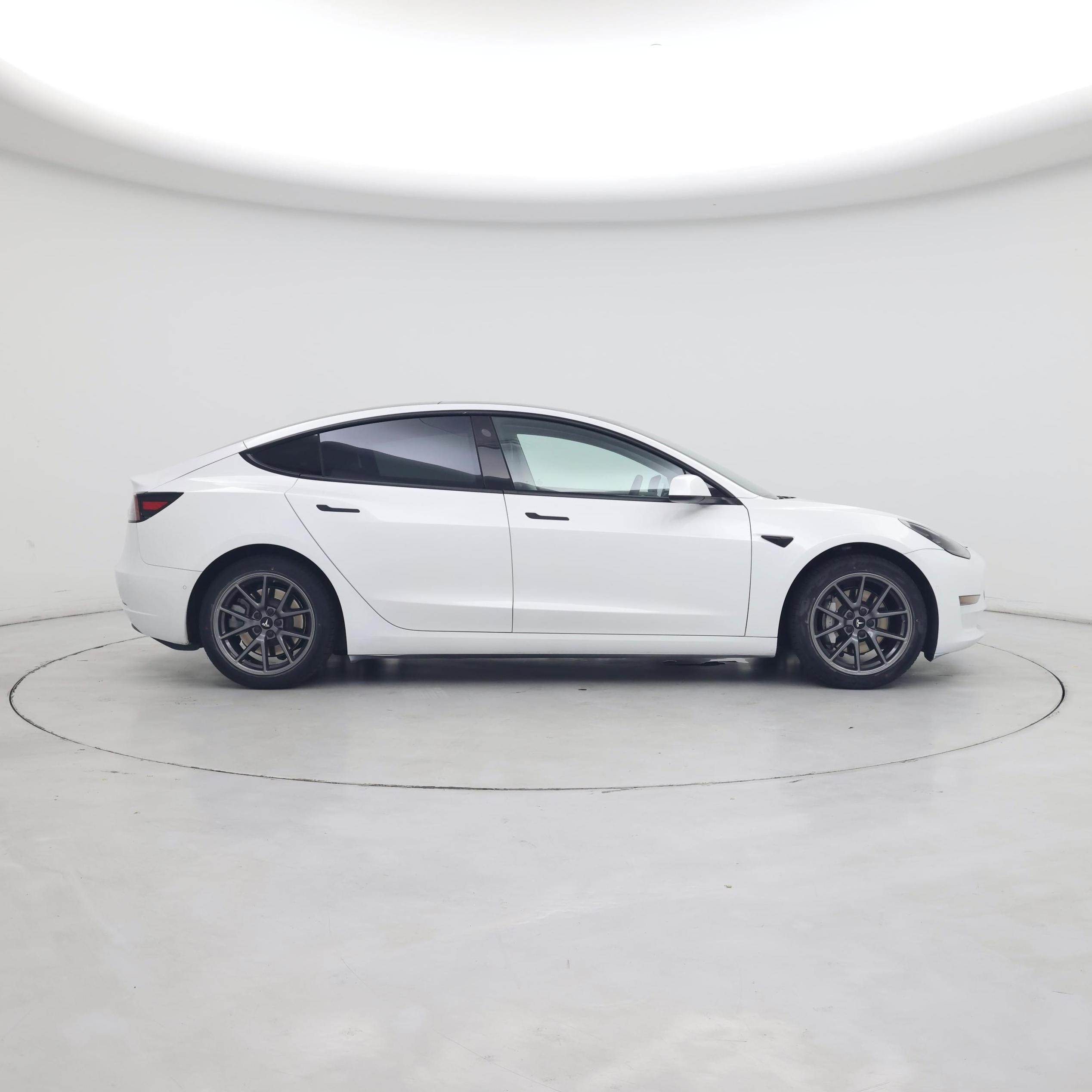 Thumbnail: 2021 Tesla Model 3 - 7