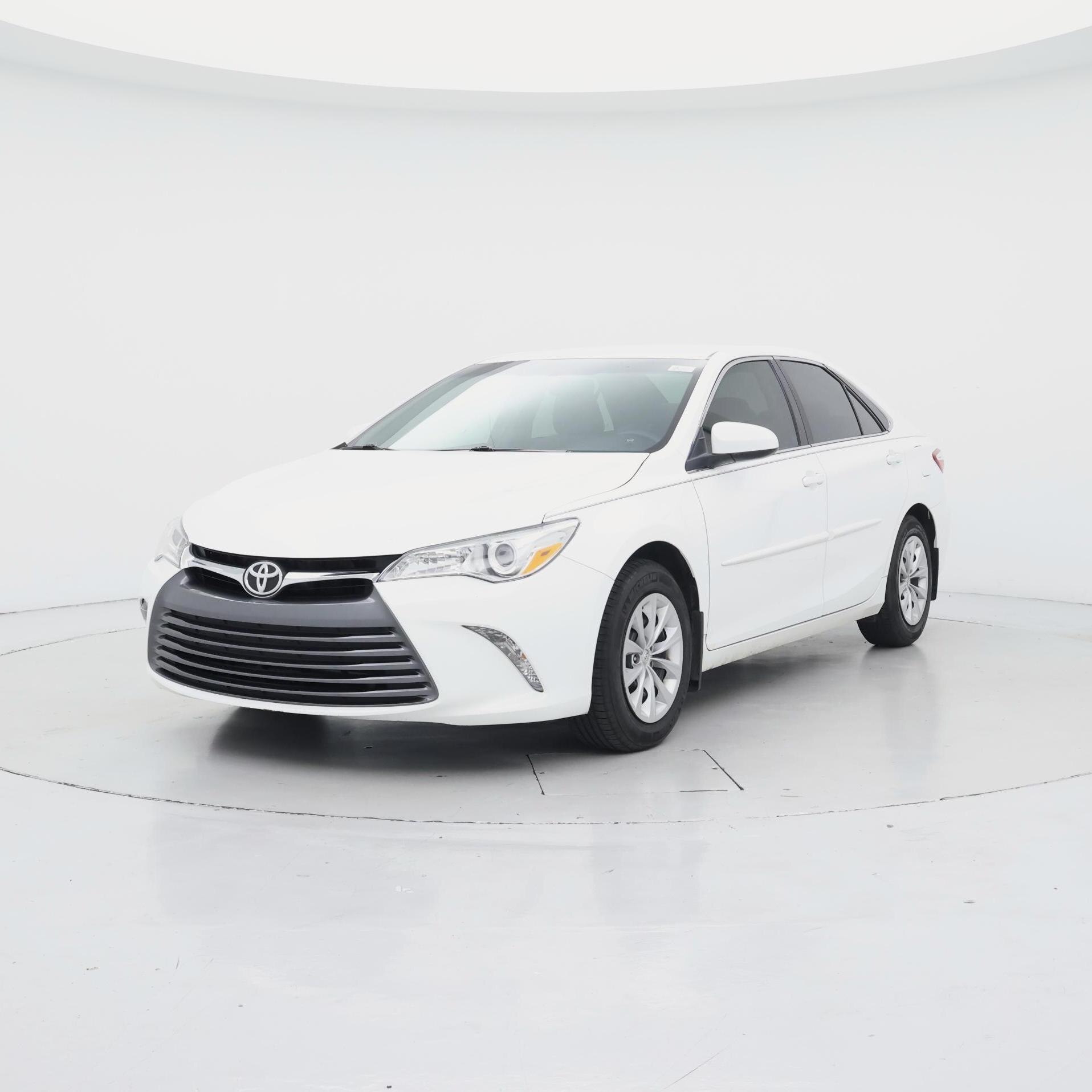 Thumbnail: 2015 Toyota Camry - 4
