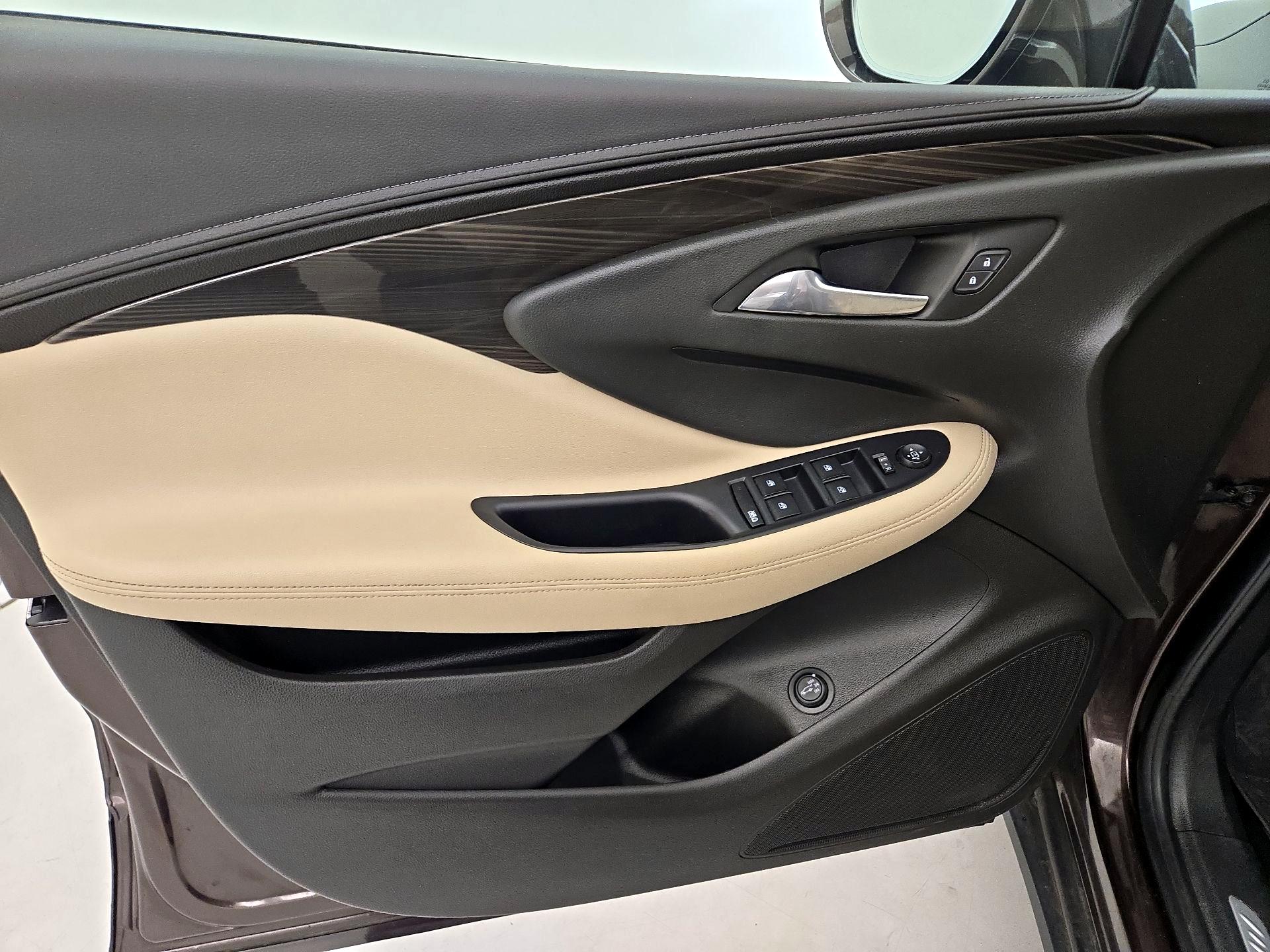 Thumbnail: 2020 Buick Envision - 12