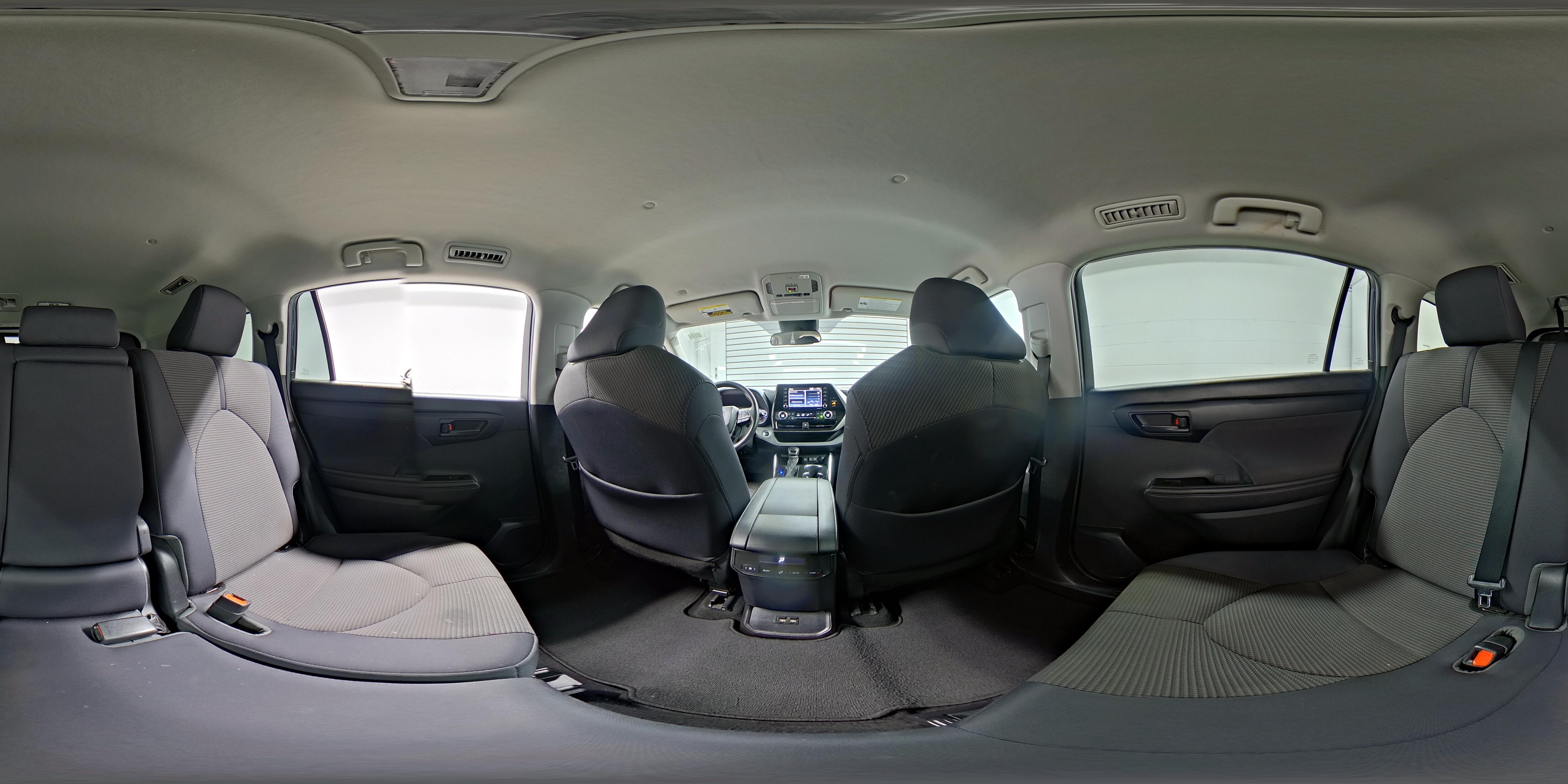 2021 Toyota Highlander L - Photo 27