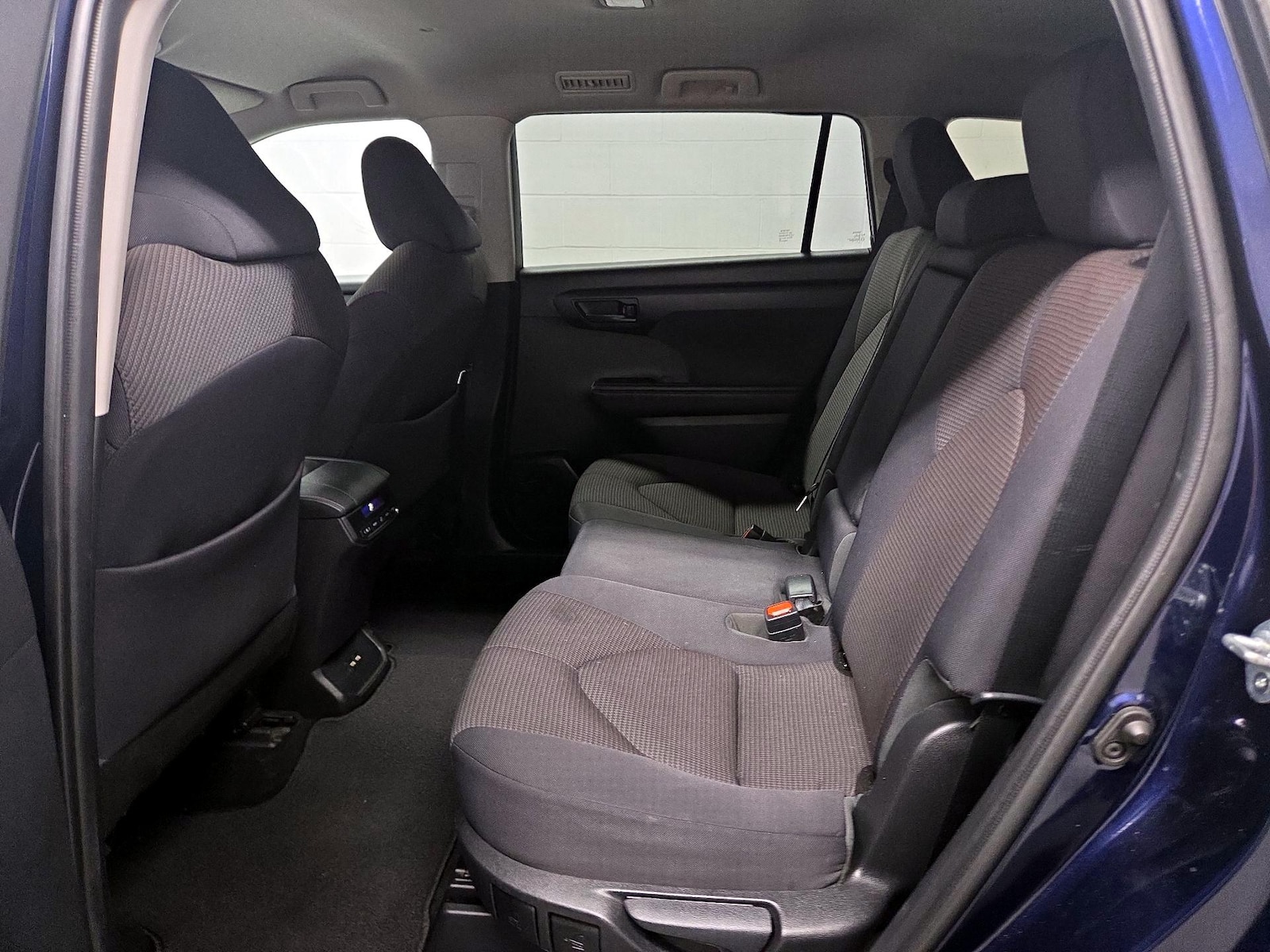 2021 Toyota Highlander L - Photo 20