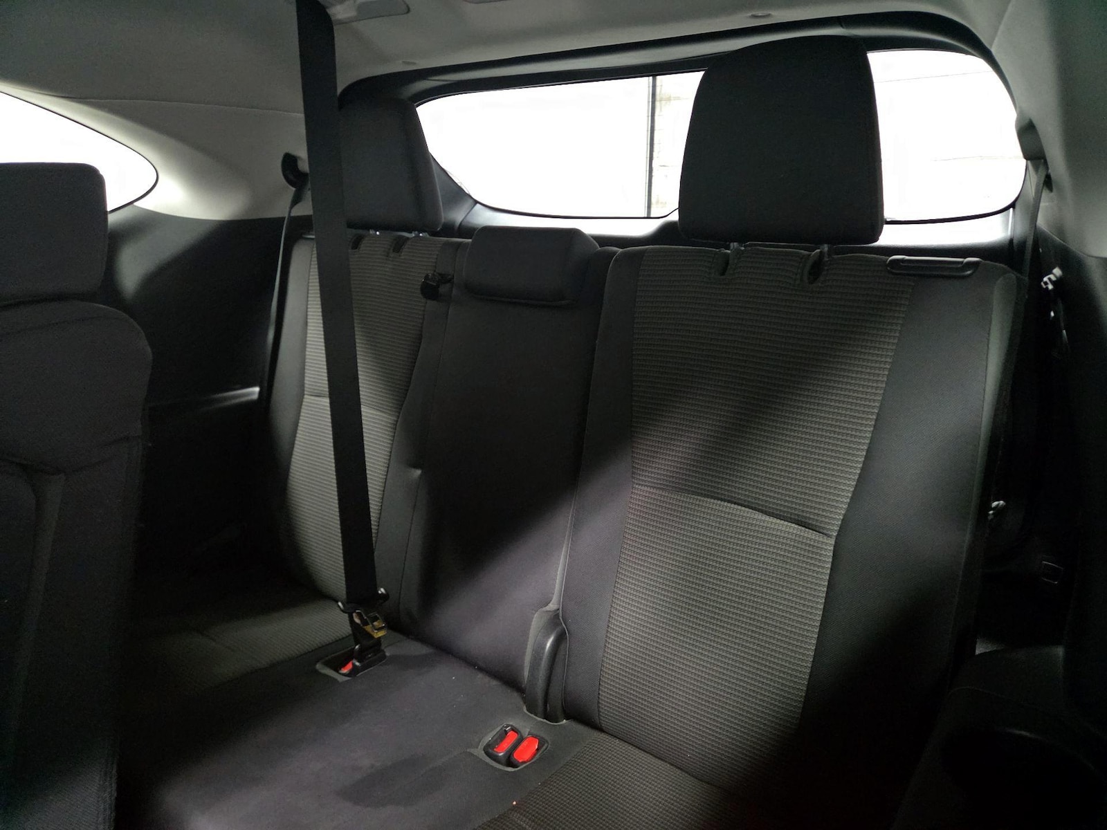 2021 Toyota Highlander L - Photo 21