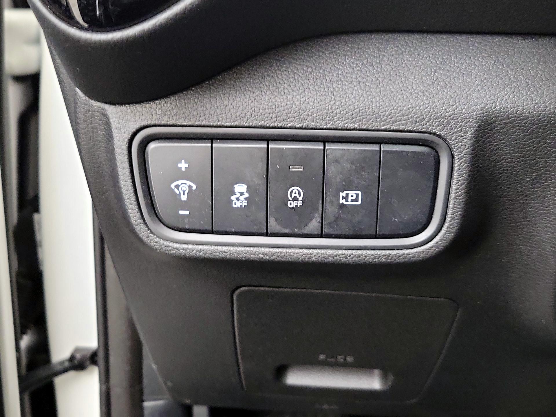 Thumbnail: 2023 Kia Soul - 13