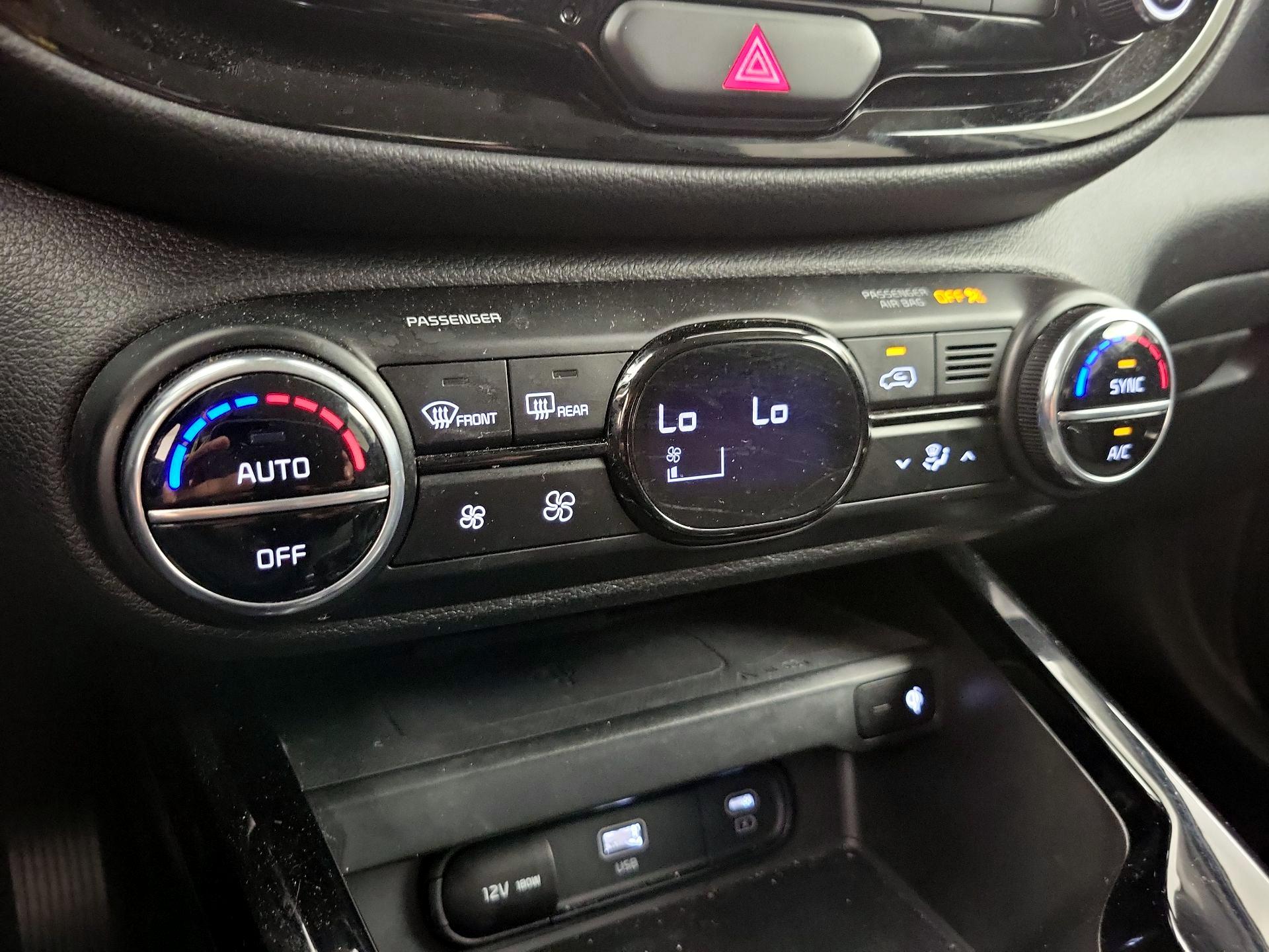 Thumbnail: 2023 Kia Soul - 17