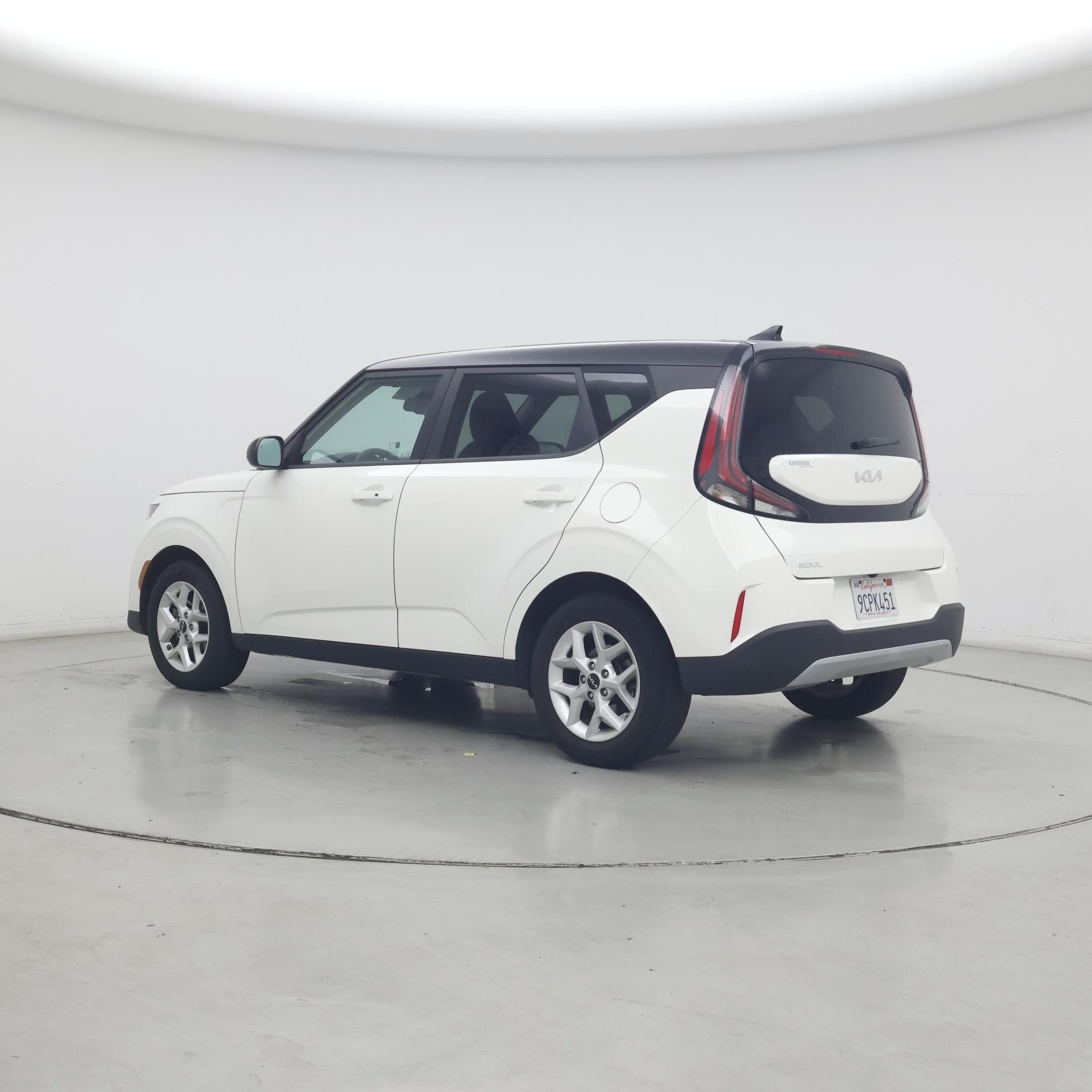 Thumbnail: 2023 Kia Soul - 4
