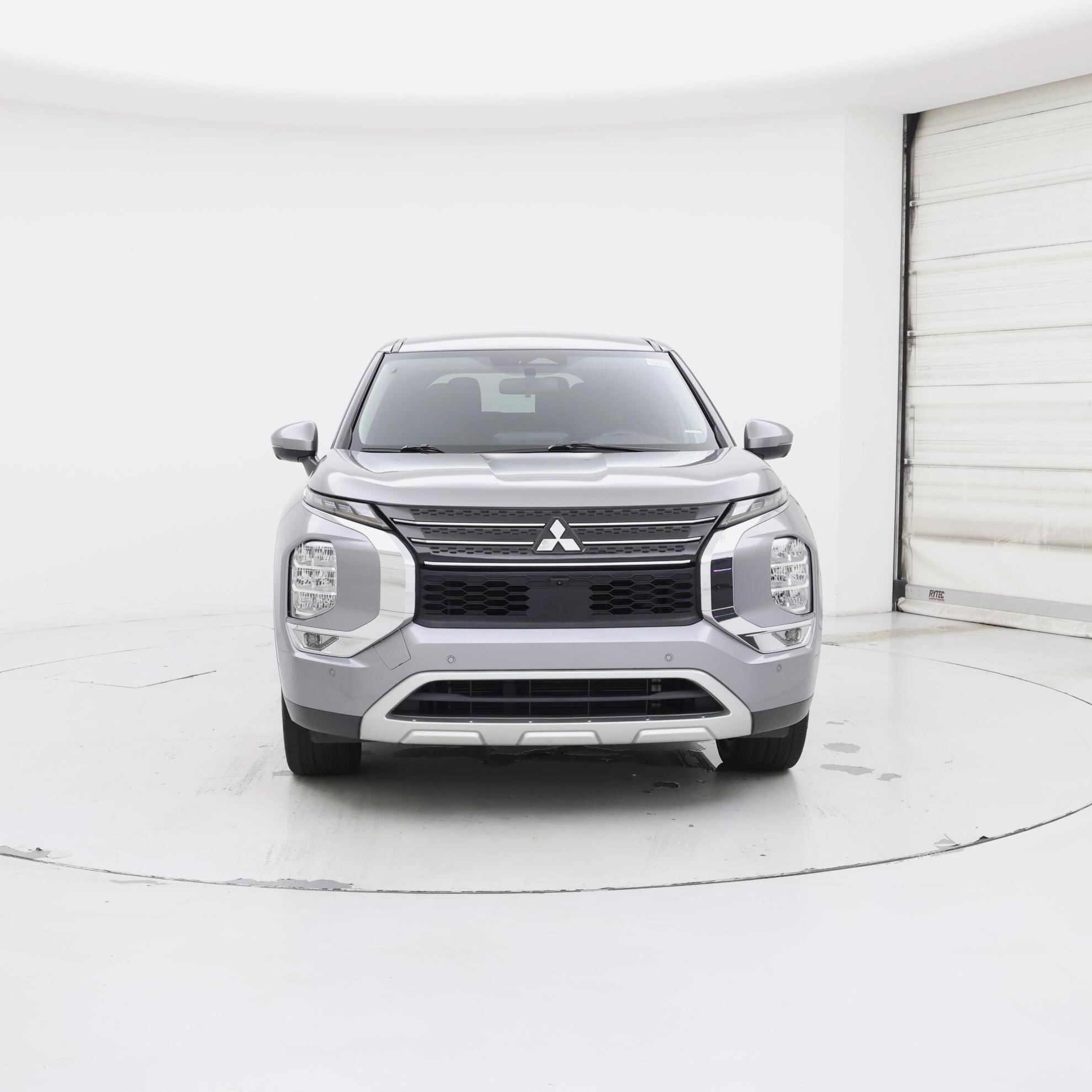 Thumbnail: 2022 Mitsubishi Outlander - 5