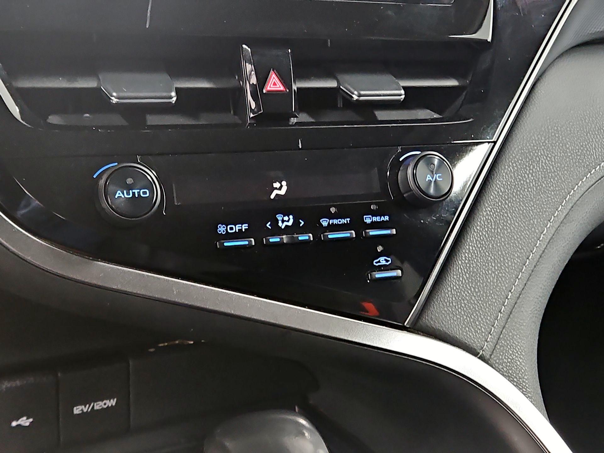 Thumbnail: 2021 Toyota Camry - 16