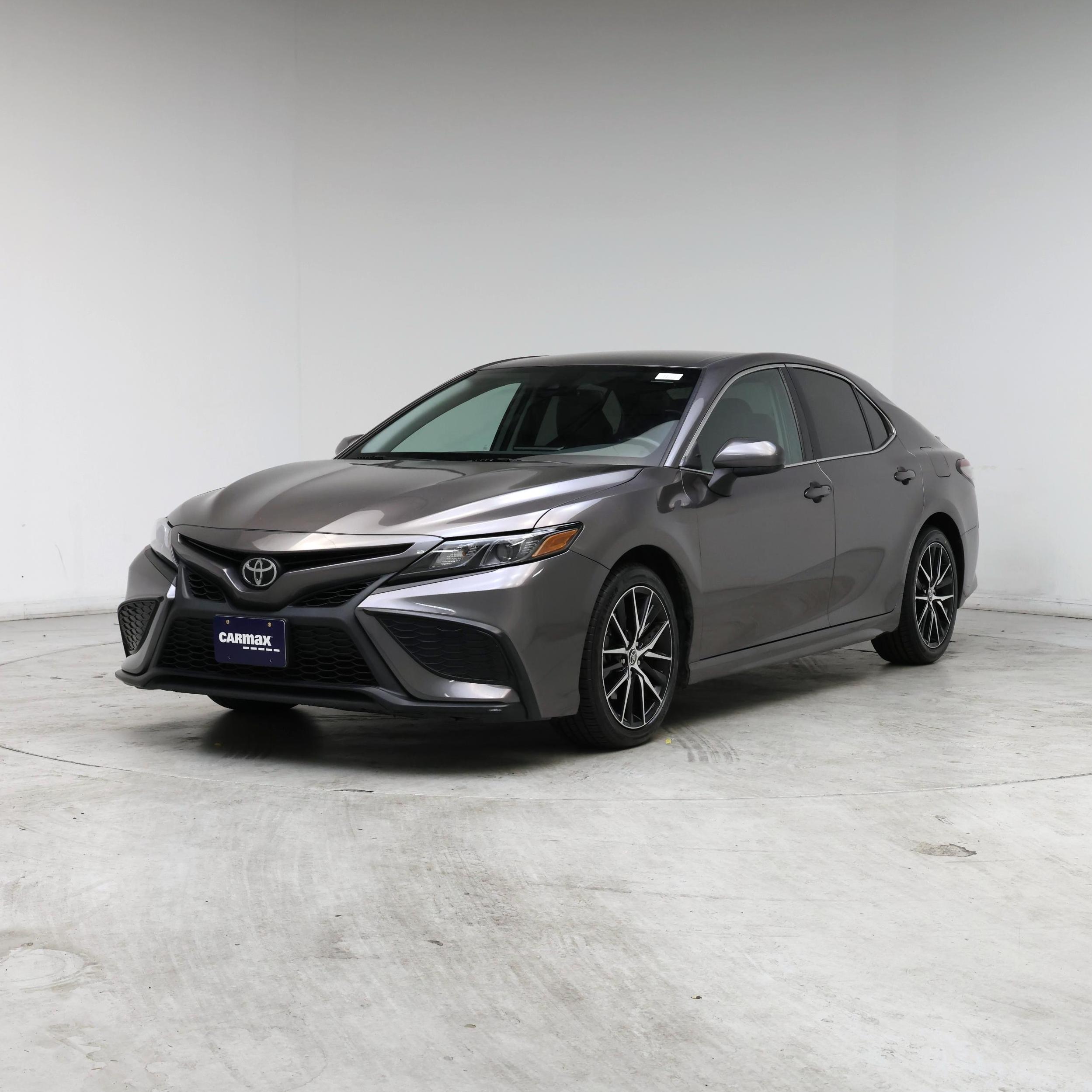 Thumbnail: 2021 Toyota Camry - 4