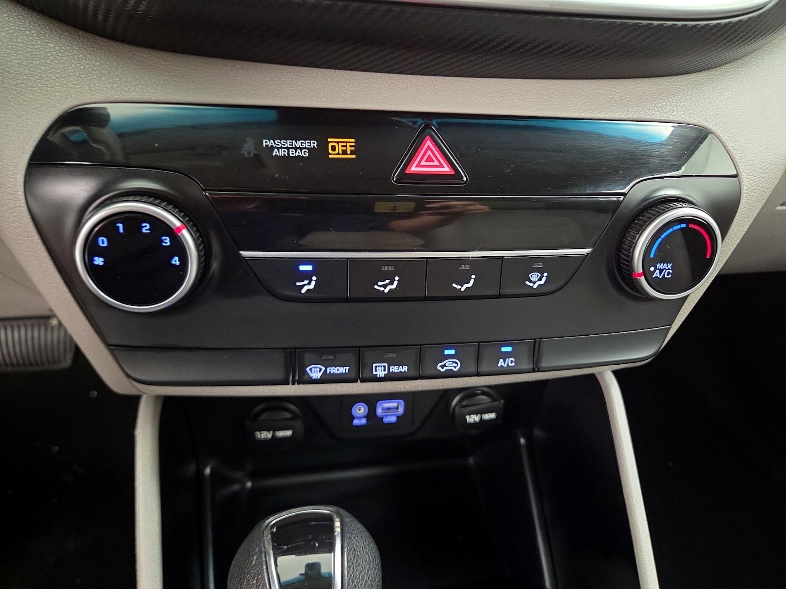 2021 Hyundai Tucson SE - Photo 17