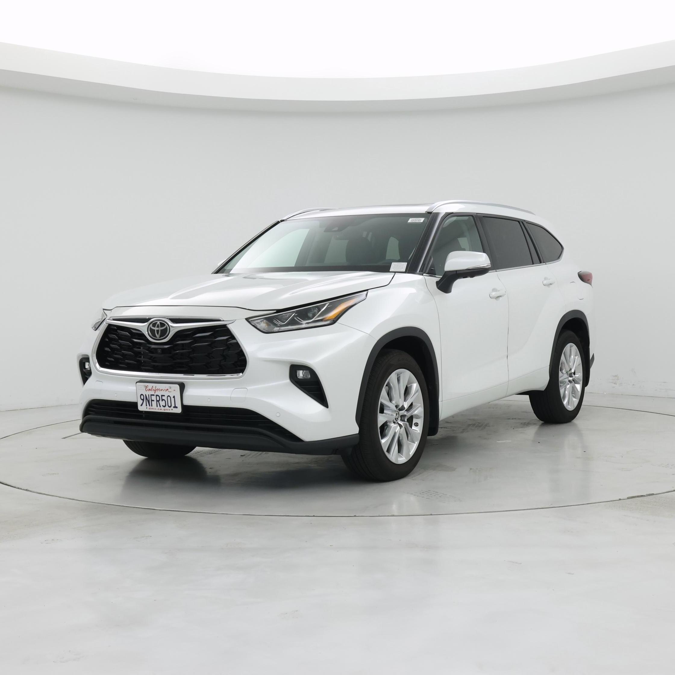 Thumbnail: 2024 Toyota Highlander - 4