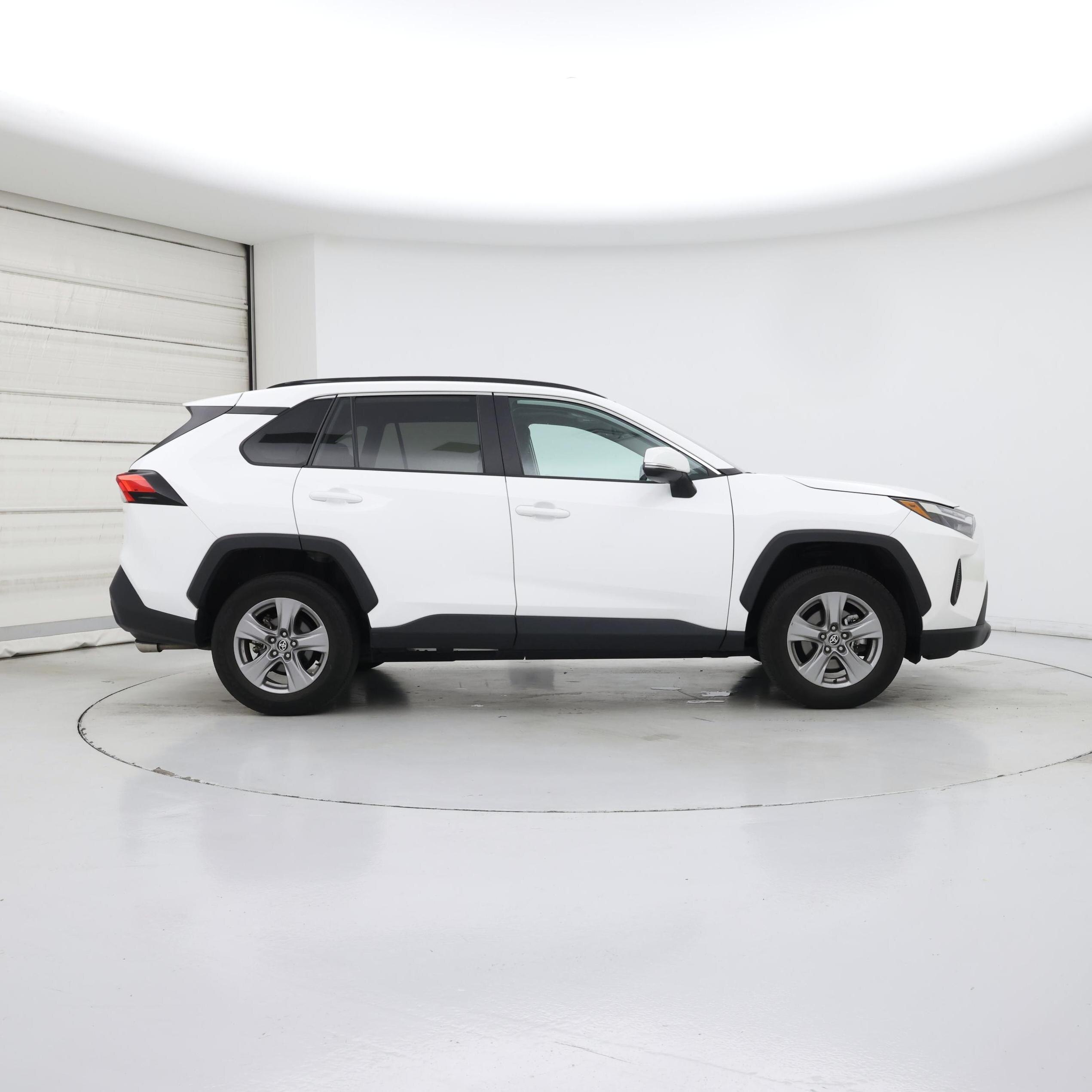 Thumbnail: 2024 Toyota RAV4 - 7