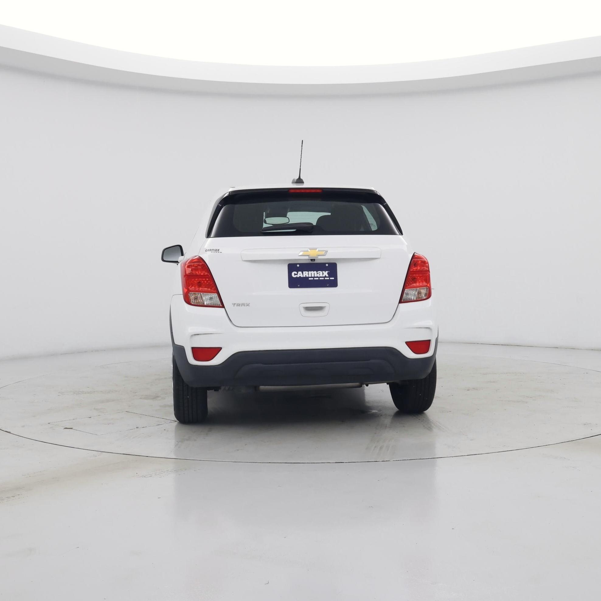 Thumbnail: 2017 Chevrolet Trax - 6