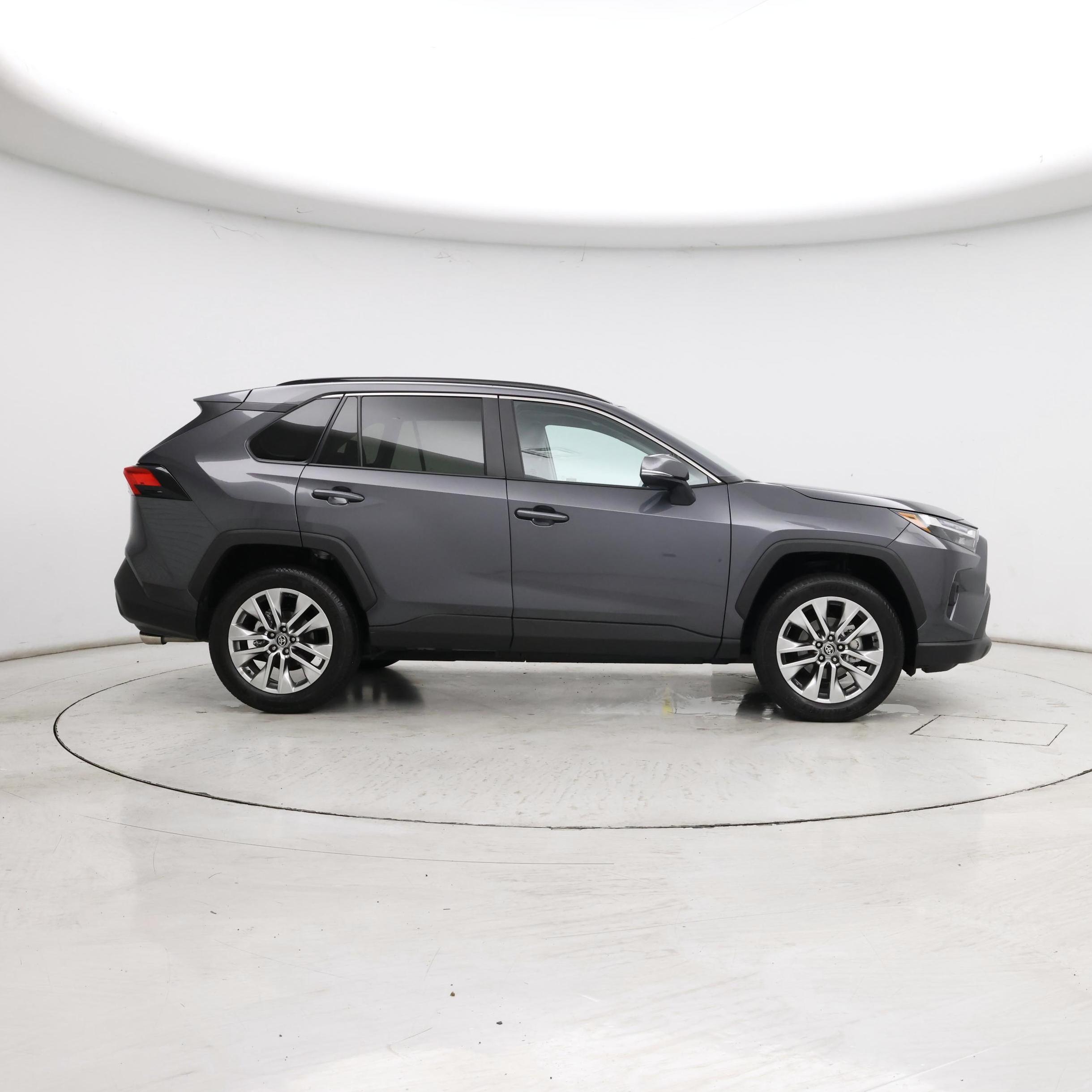 Thumbnail: 2025 Toyota RAV4 - 7
