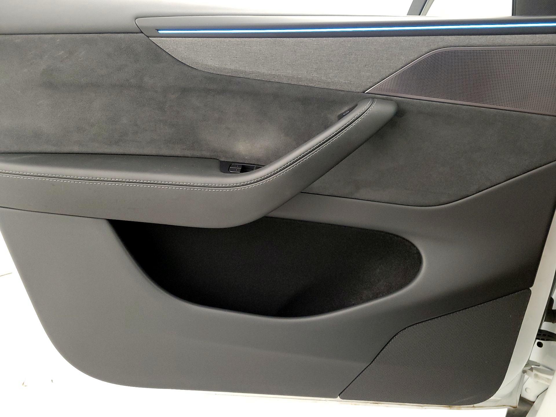 Thumbnail: 2026 Tesla Model Y - 12