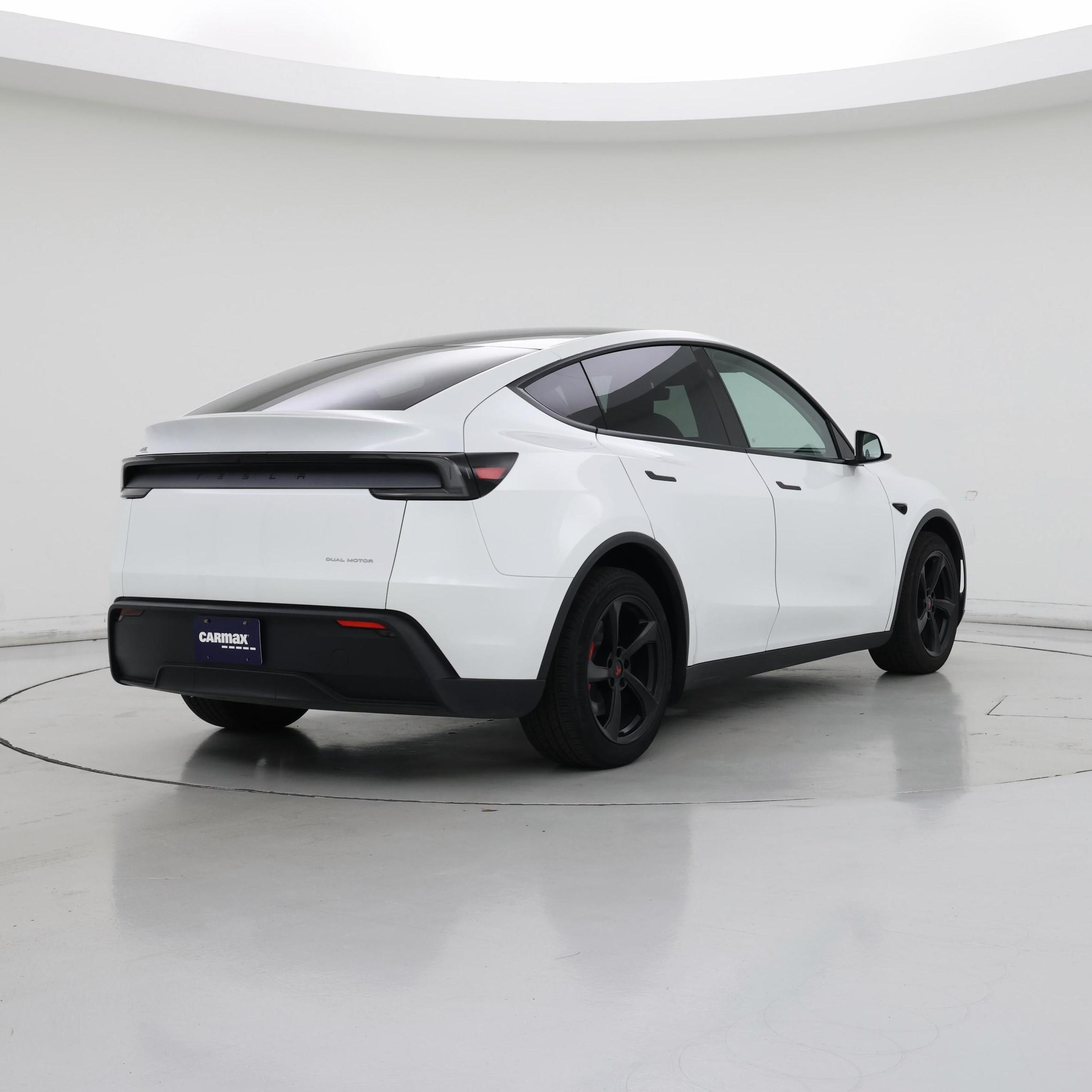 Thumbnail: 2026 Tesla Model Y - 8