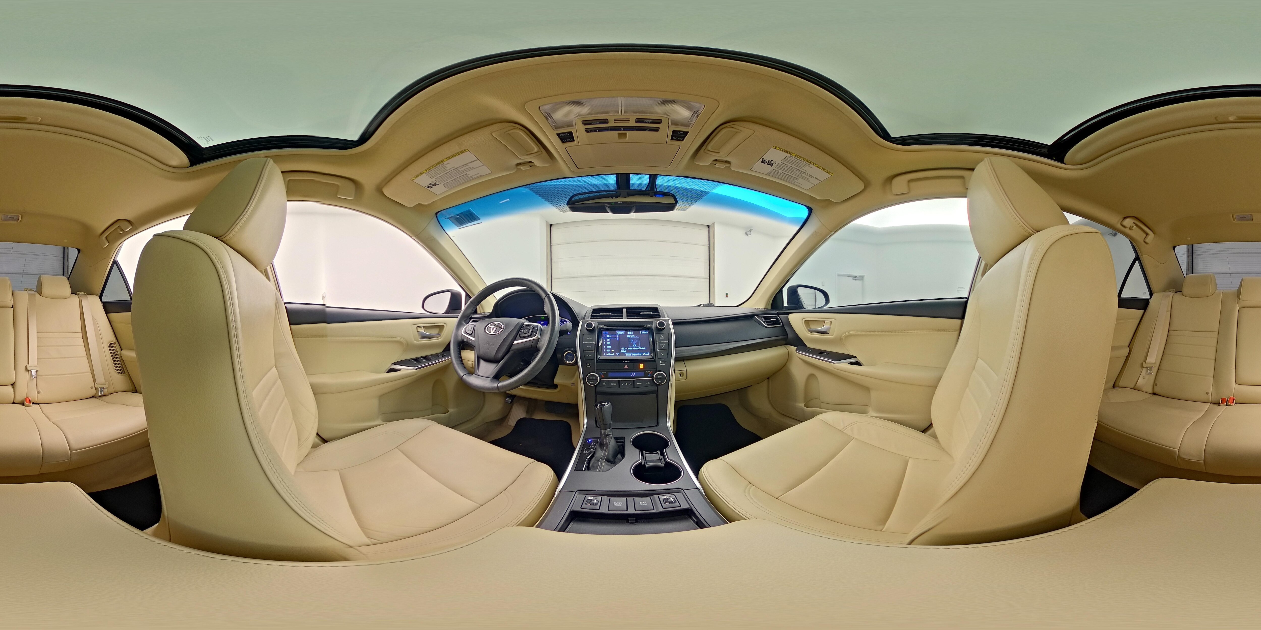 2017 Toyota Camry XLE Hybrid - Photo 25