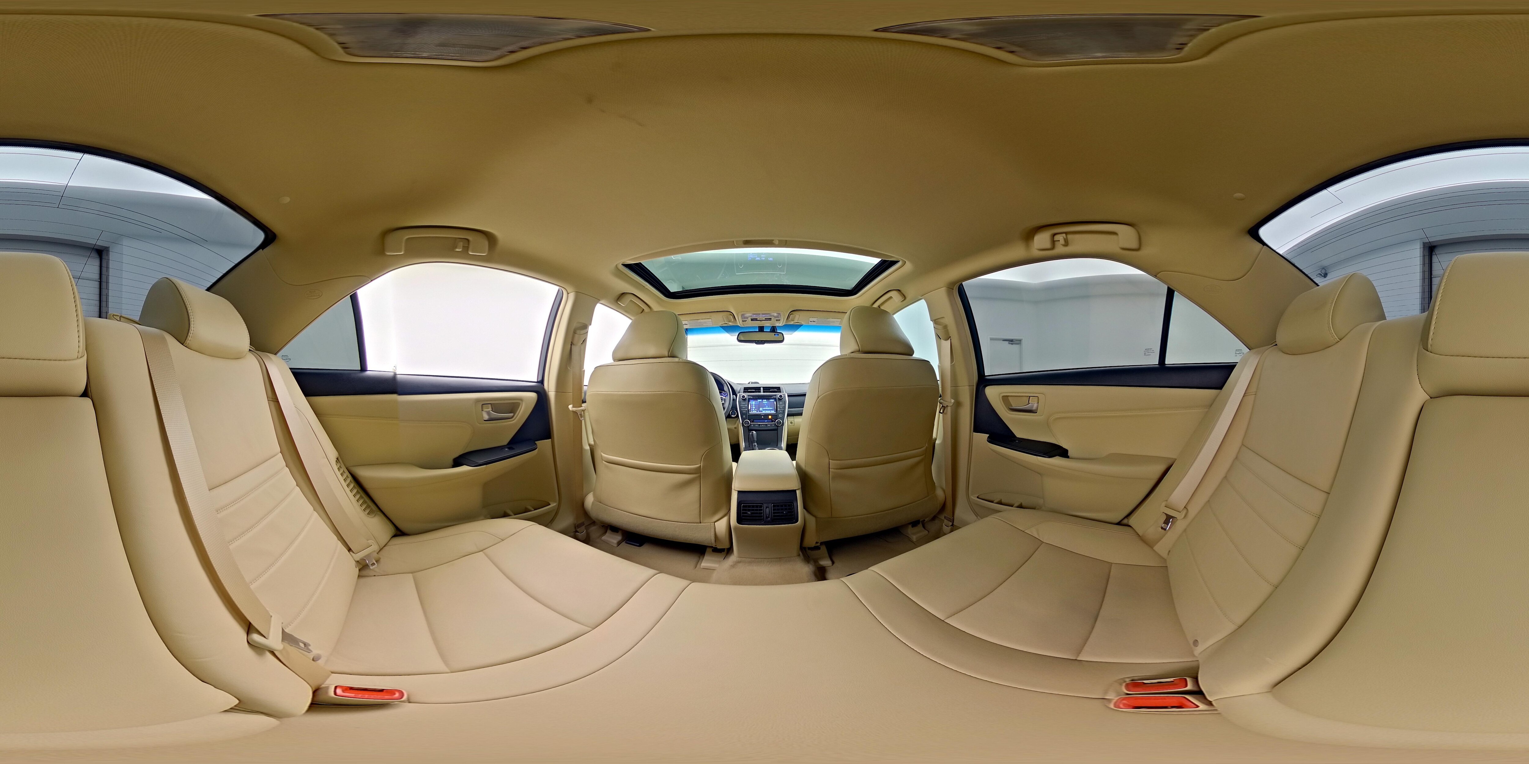 2017 Toyota Camry XLE Hybrid - Photo 26