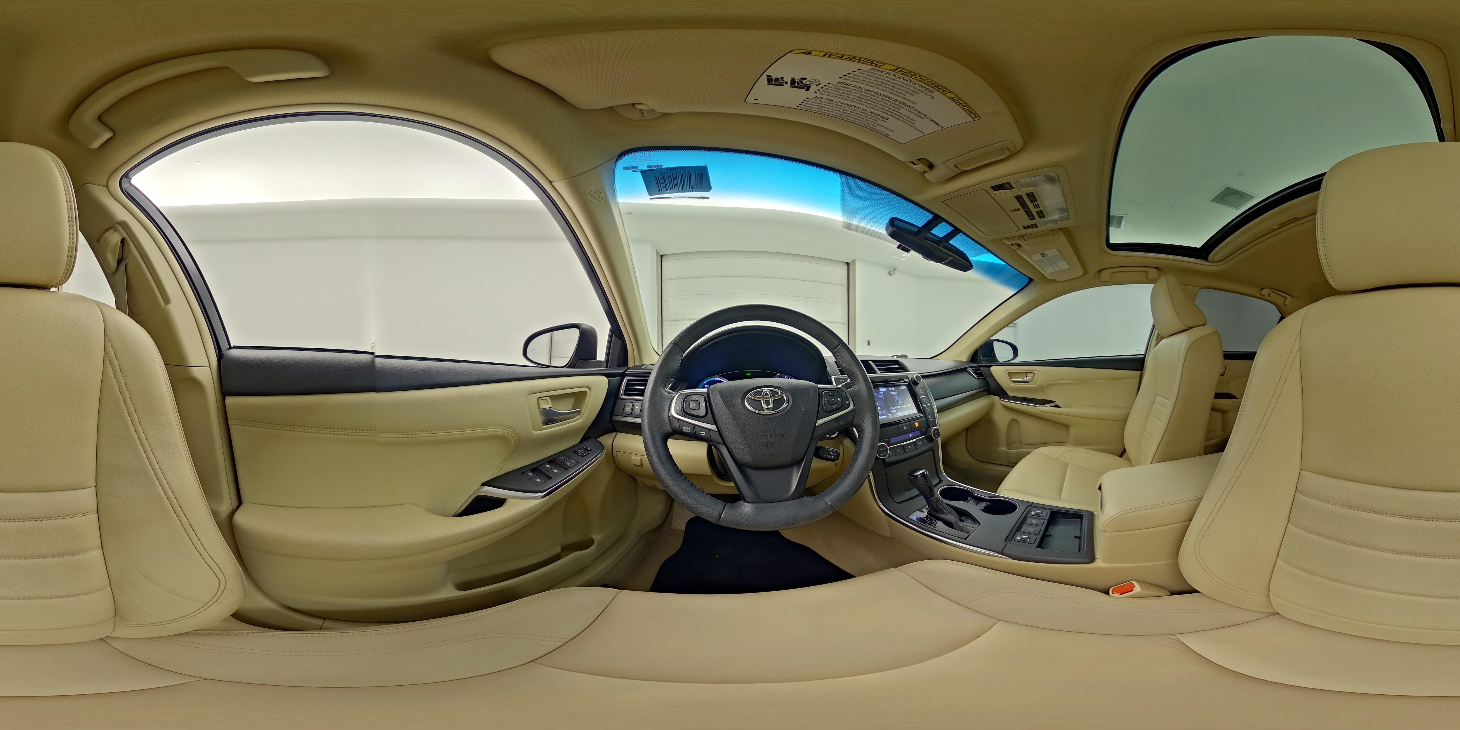 2017 Toyota Camry XLE Hybrid - Photo 27