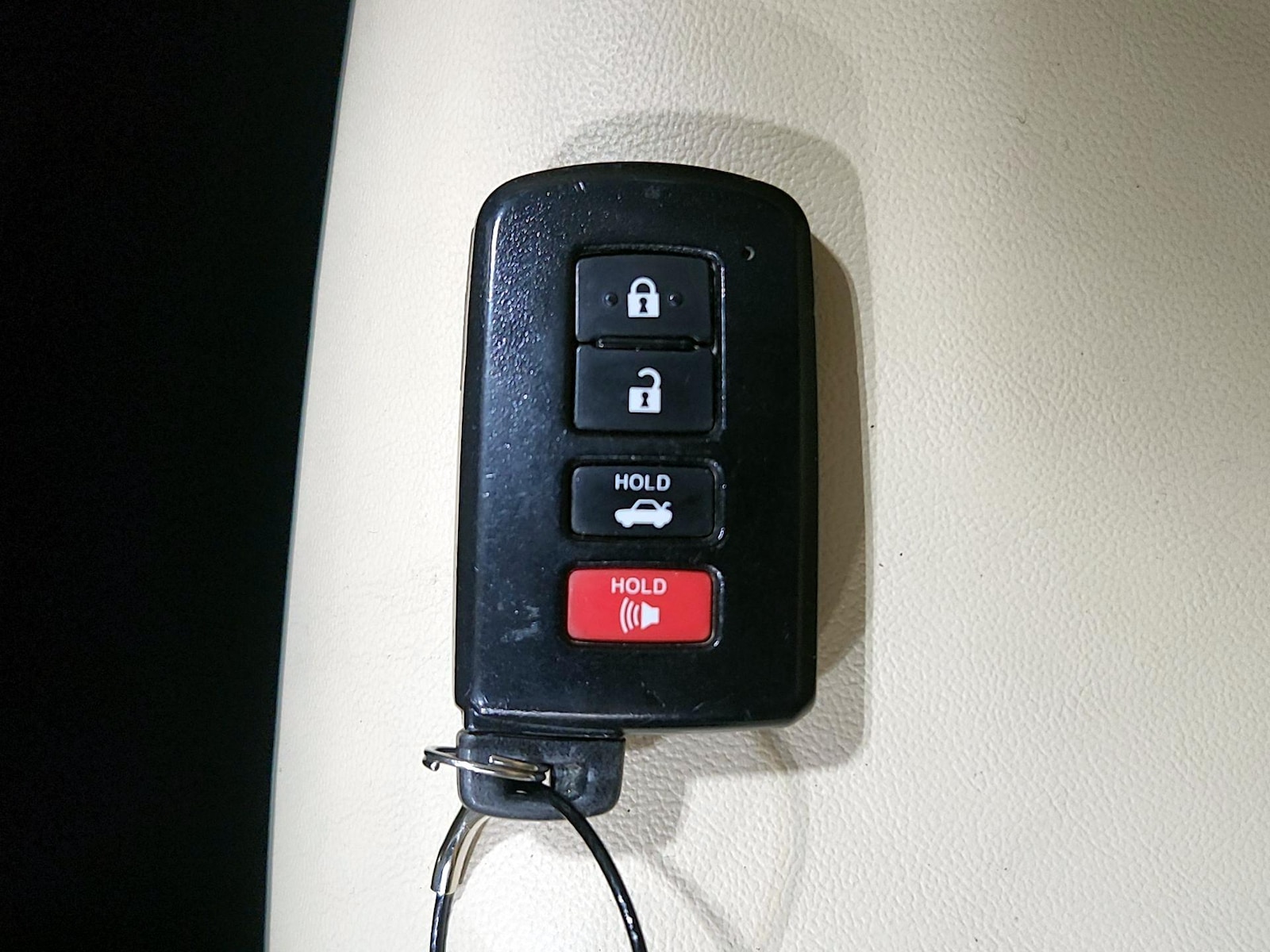 2017 Toyota Camry XLE Hybrid - Photo 24