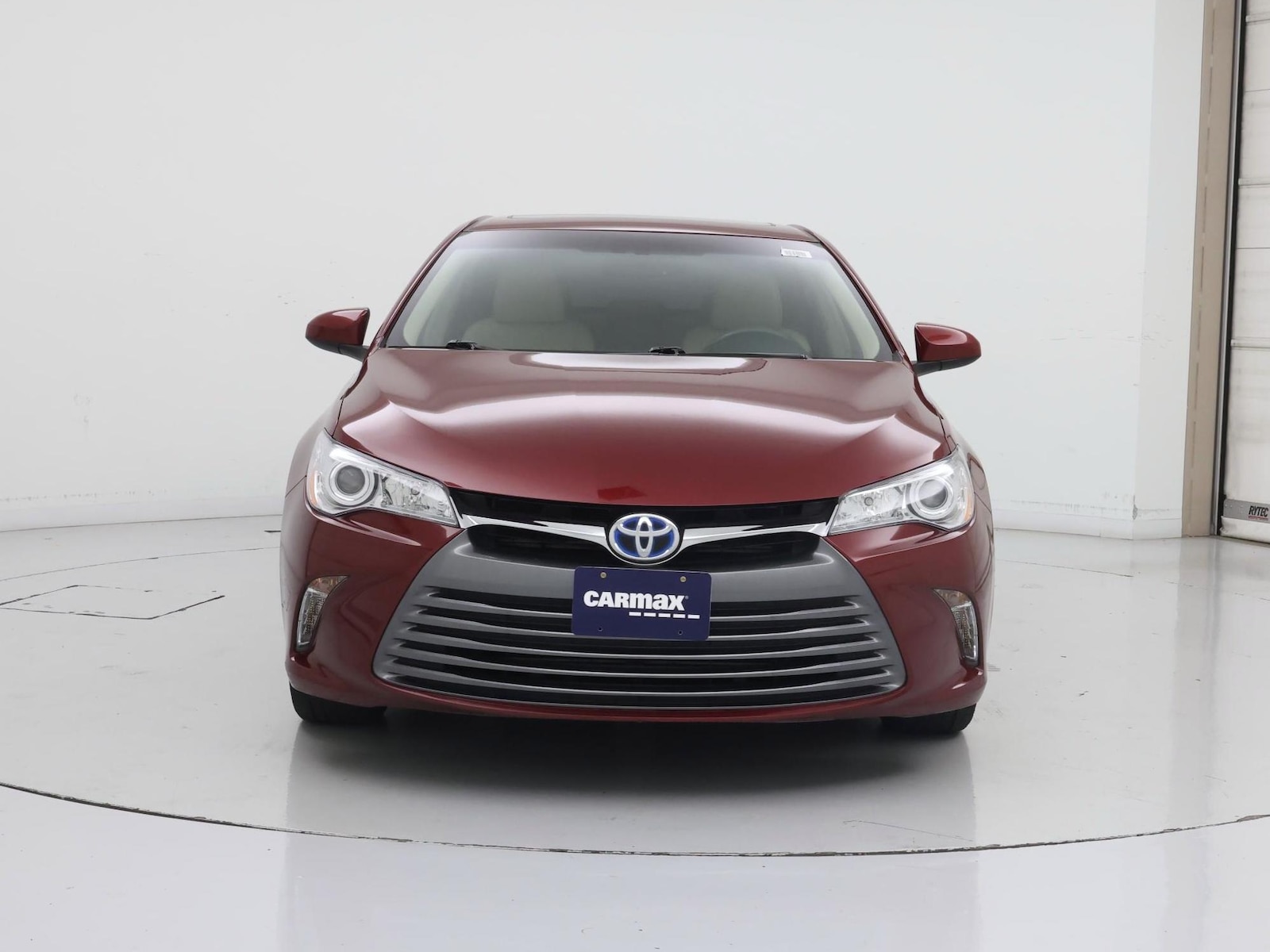 2017 Toyota Camry XLE Hybrid - Photo 6