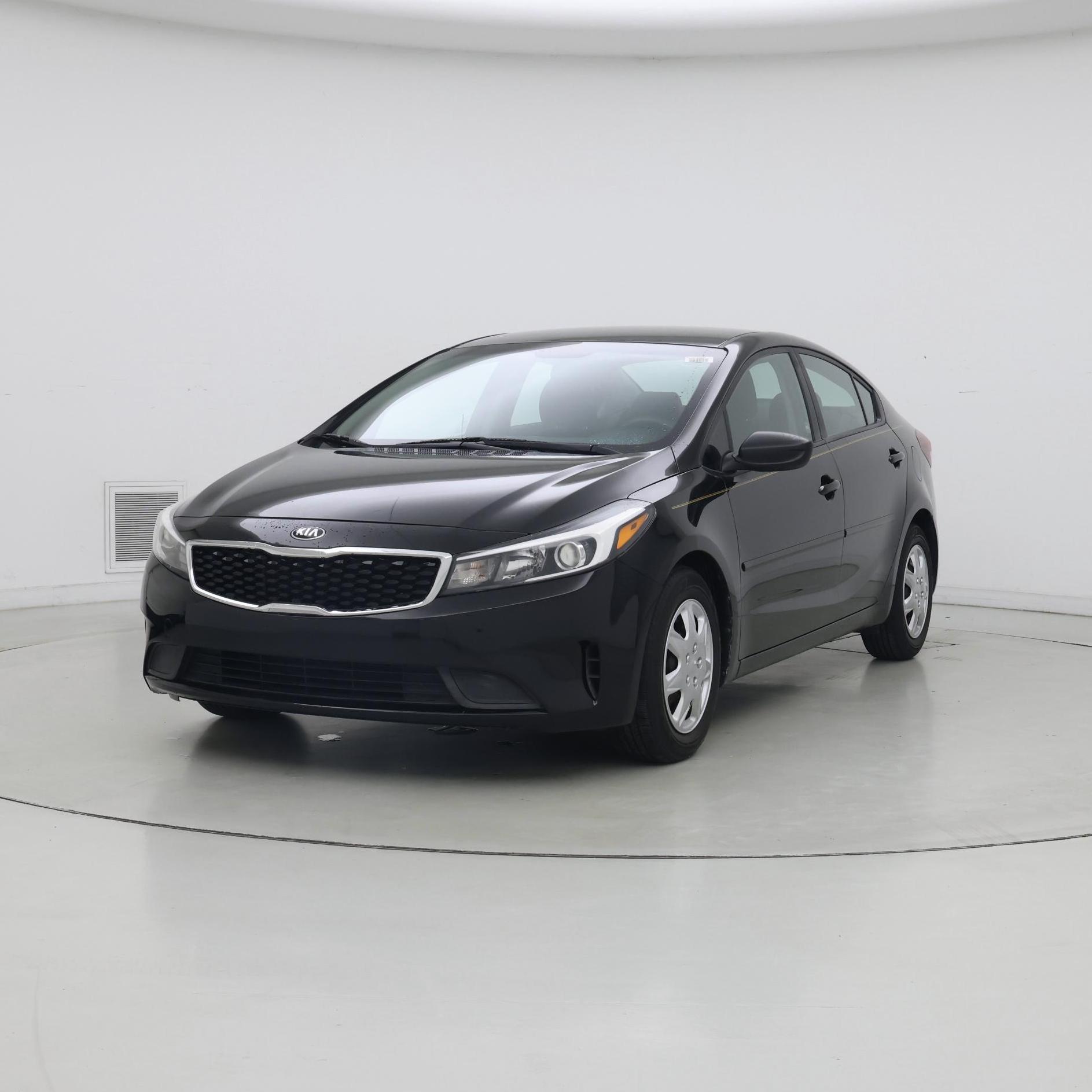 Thumbnail: 2017 Kia Forte - 4