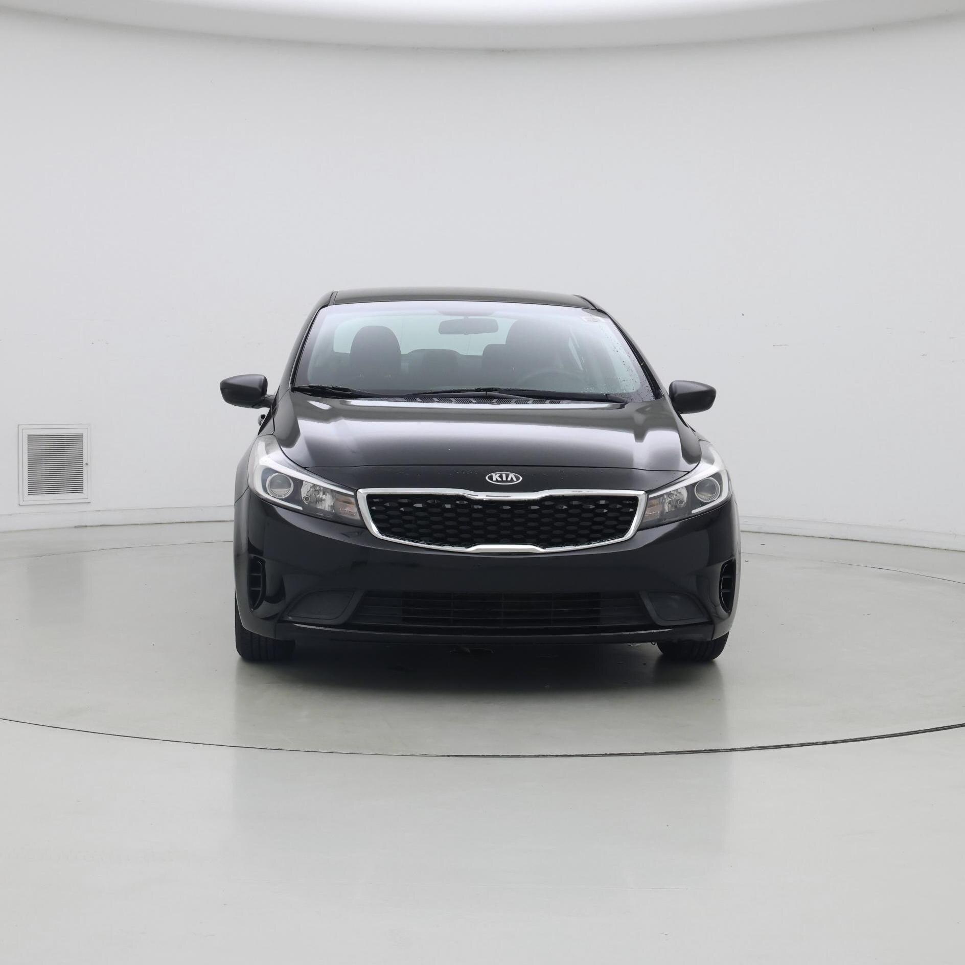 Thumbnail: 2017 Kia Forte - 5