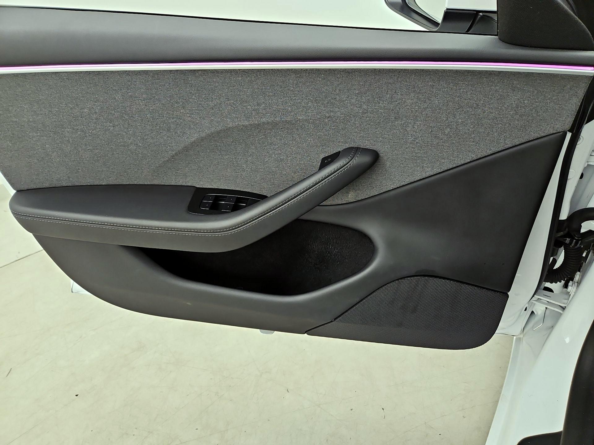 Thumbnail: 2024 Tesla Model 3 - 12