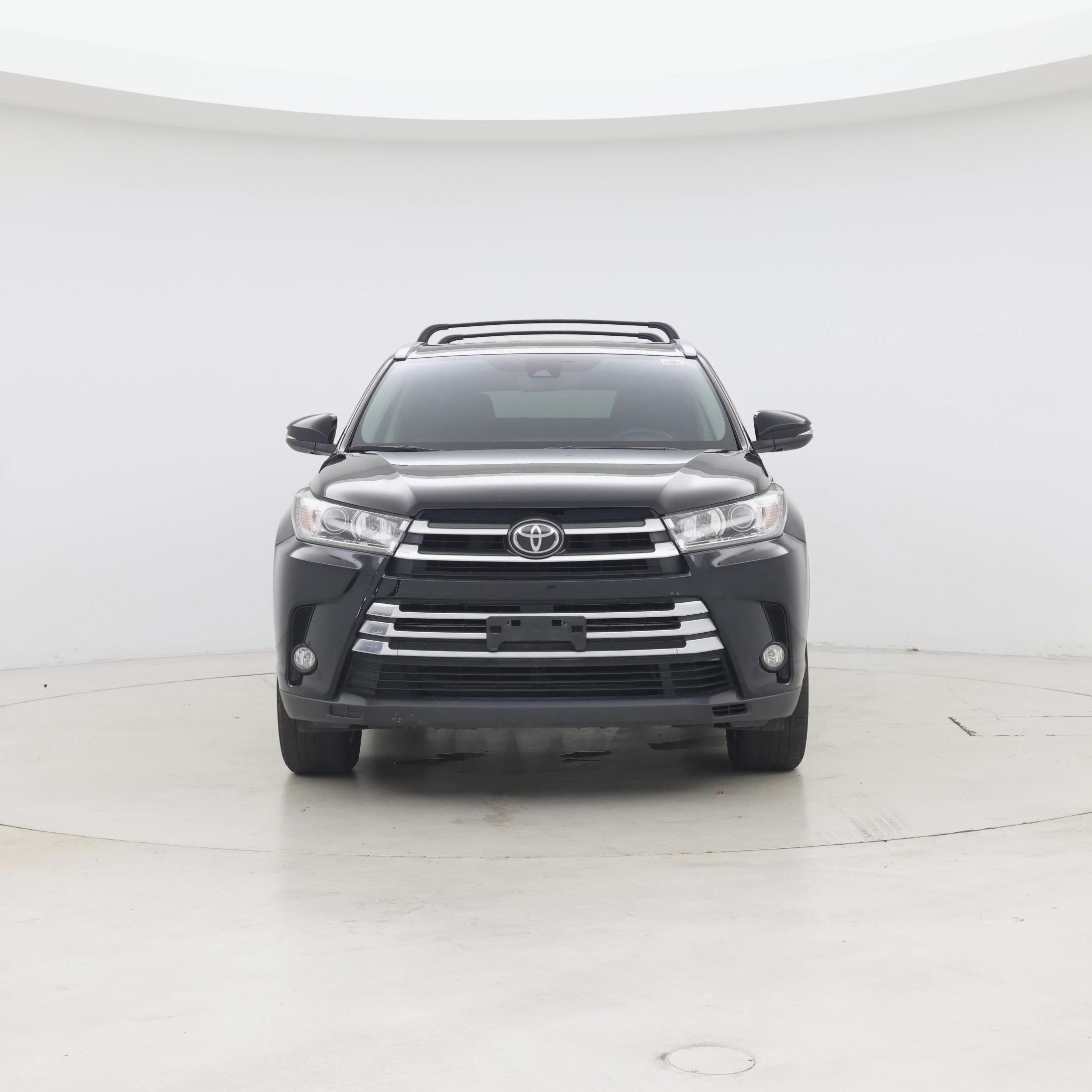 Thumbnail: 2017 Toyota Highlander - 5
