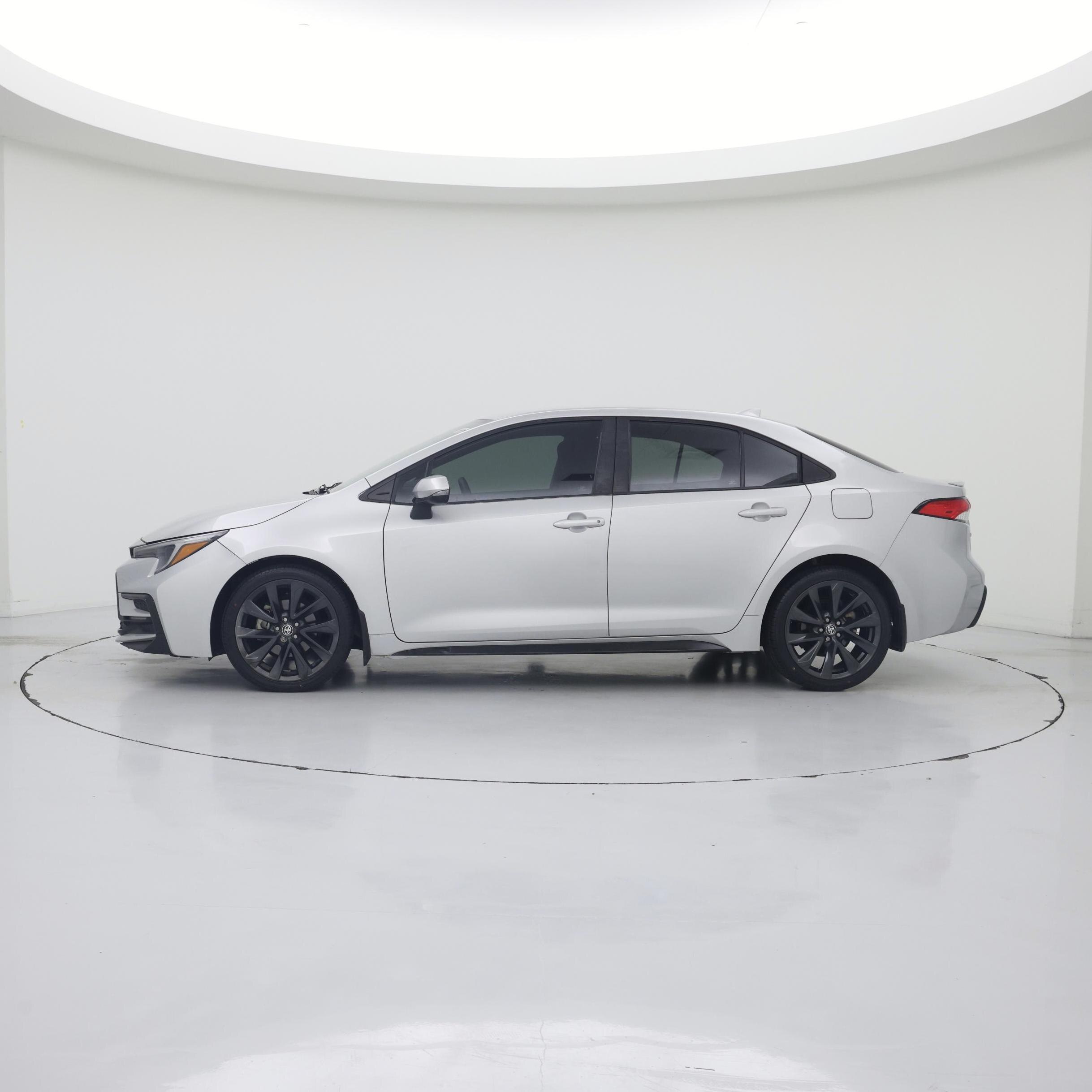 Thumbnail: 2023 Toyota Corolla - 3