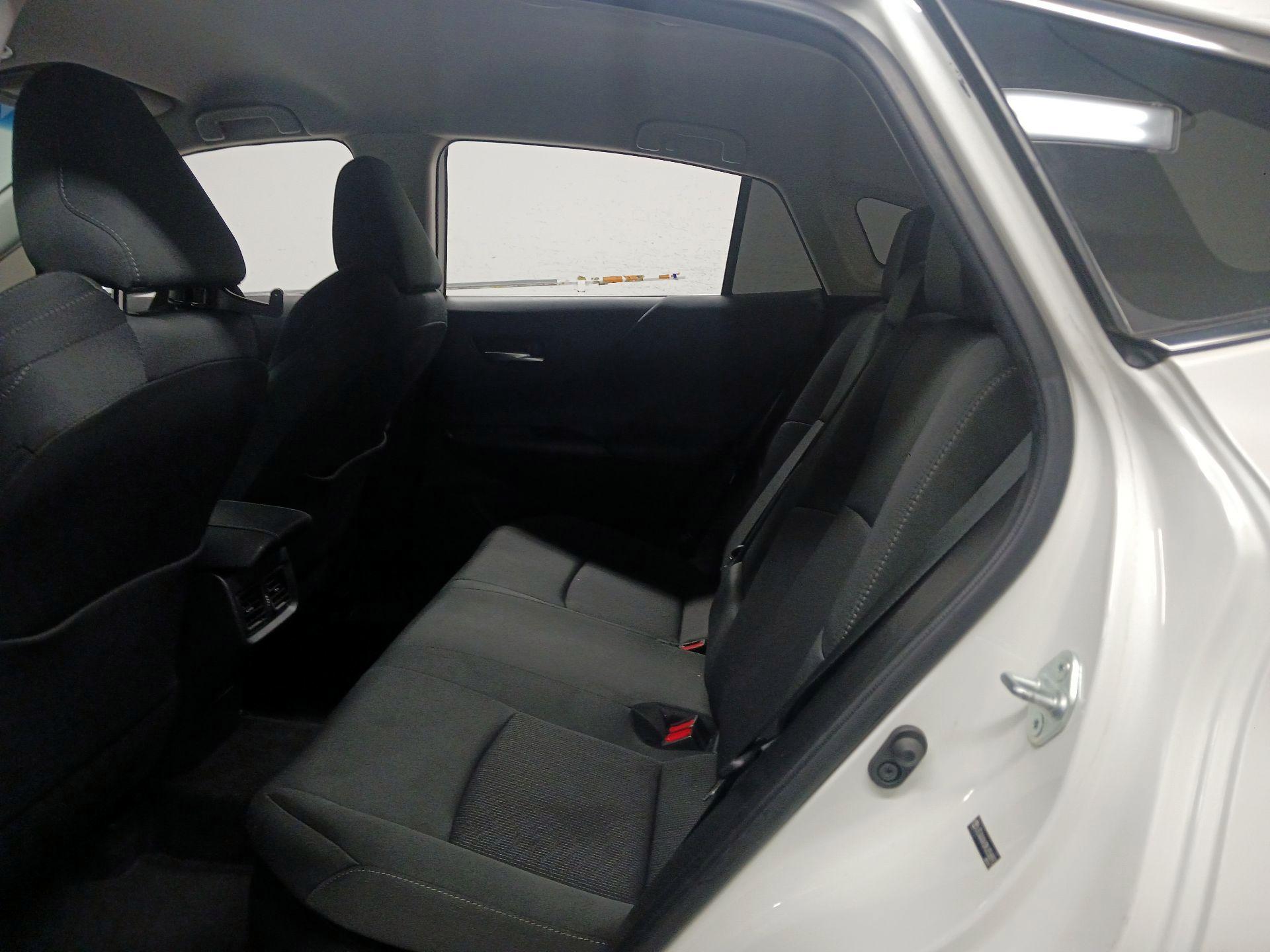 Thumbnail: 2021 Toyota Venza - 17