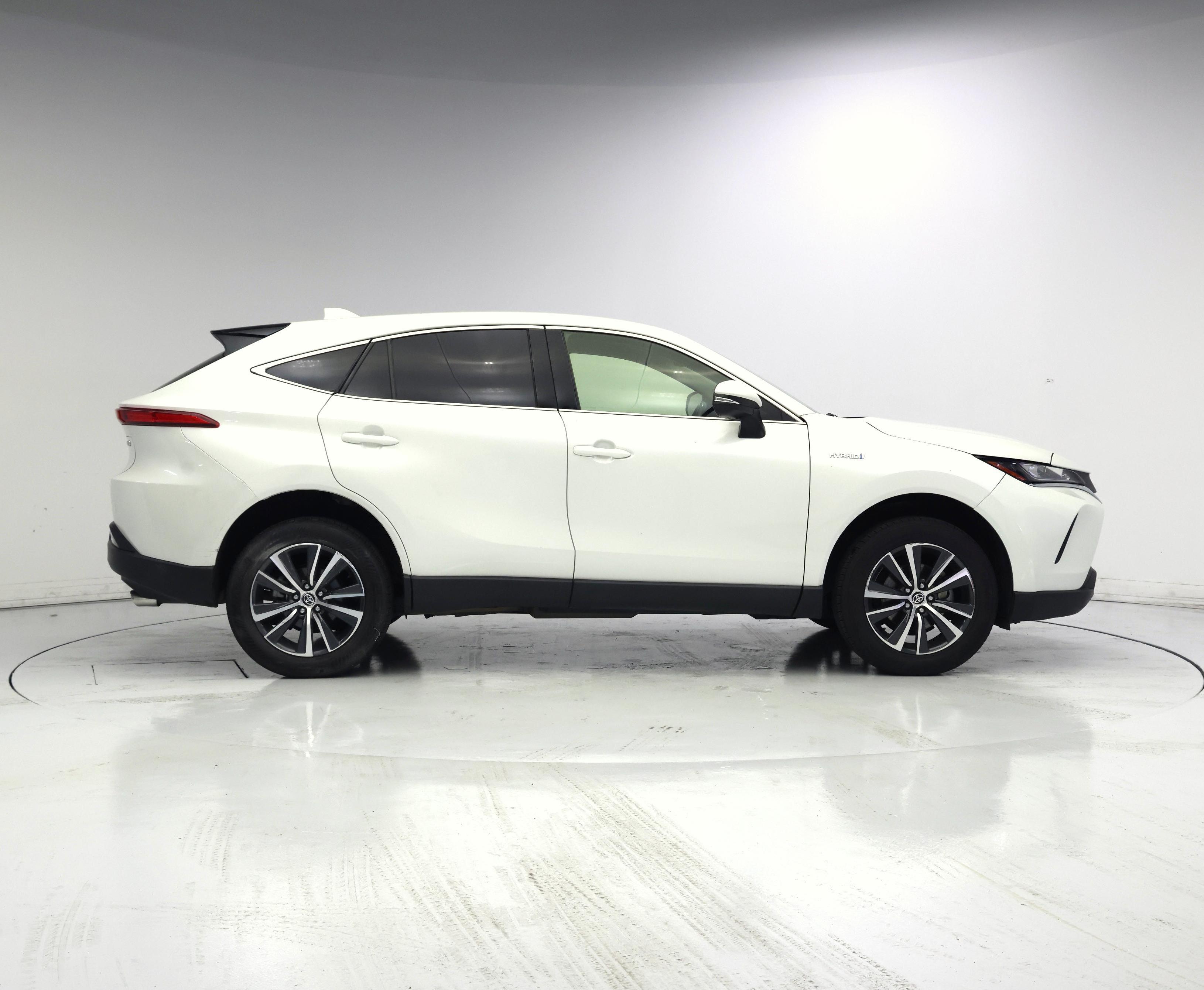 Thumbnail: 2021 Toyota Venza - 7