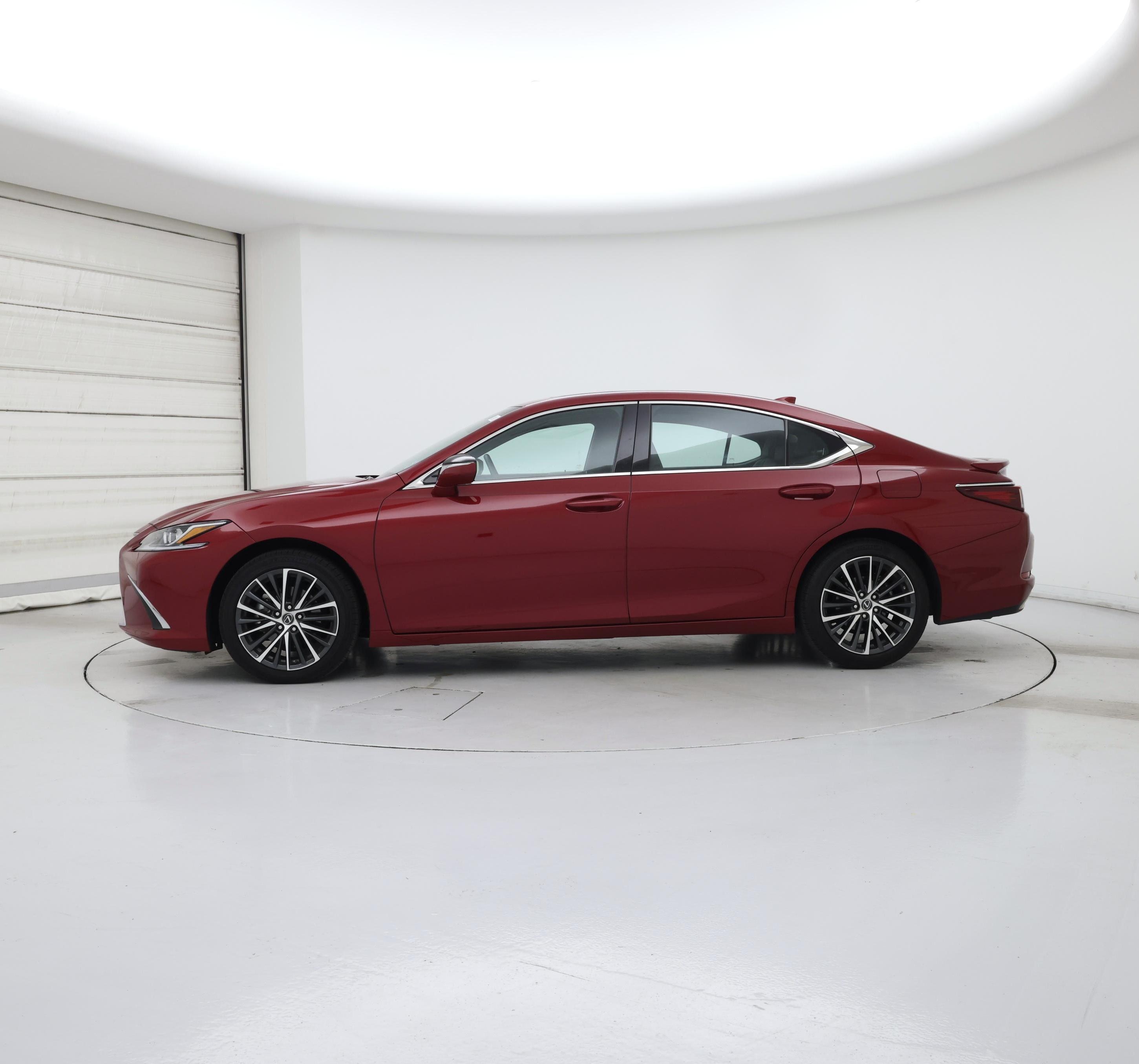 Thumbnail: 2024 Lexus ES - 3