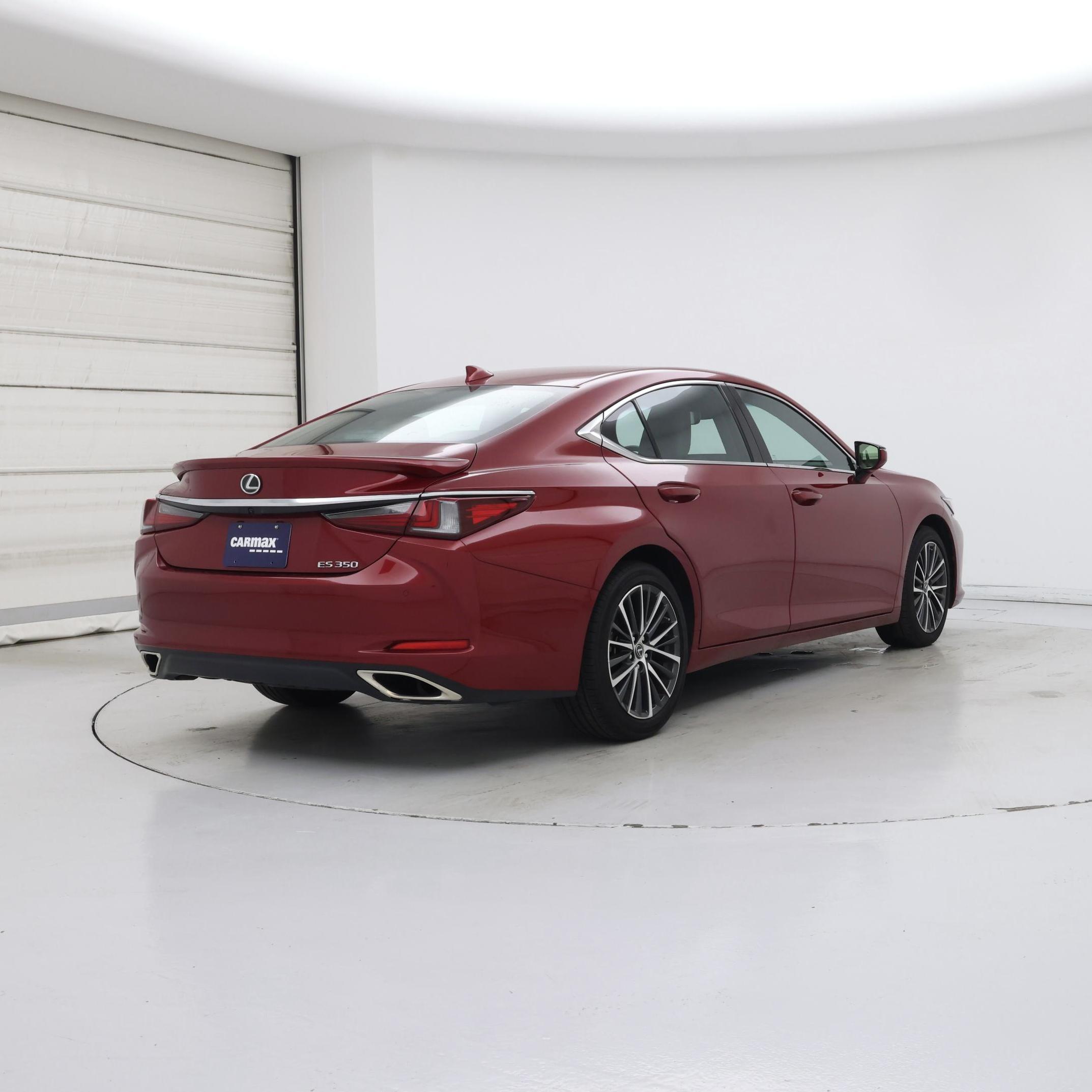 Thumbnail: 2024 Lexus ES - 8