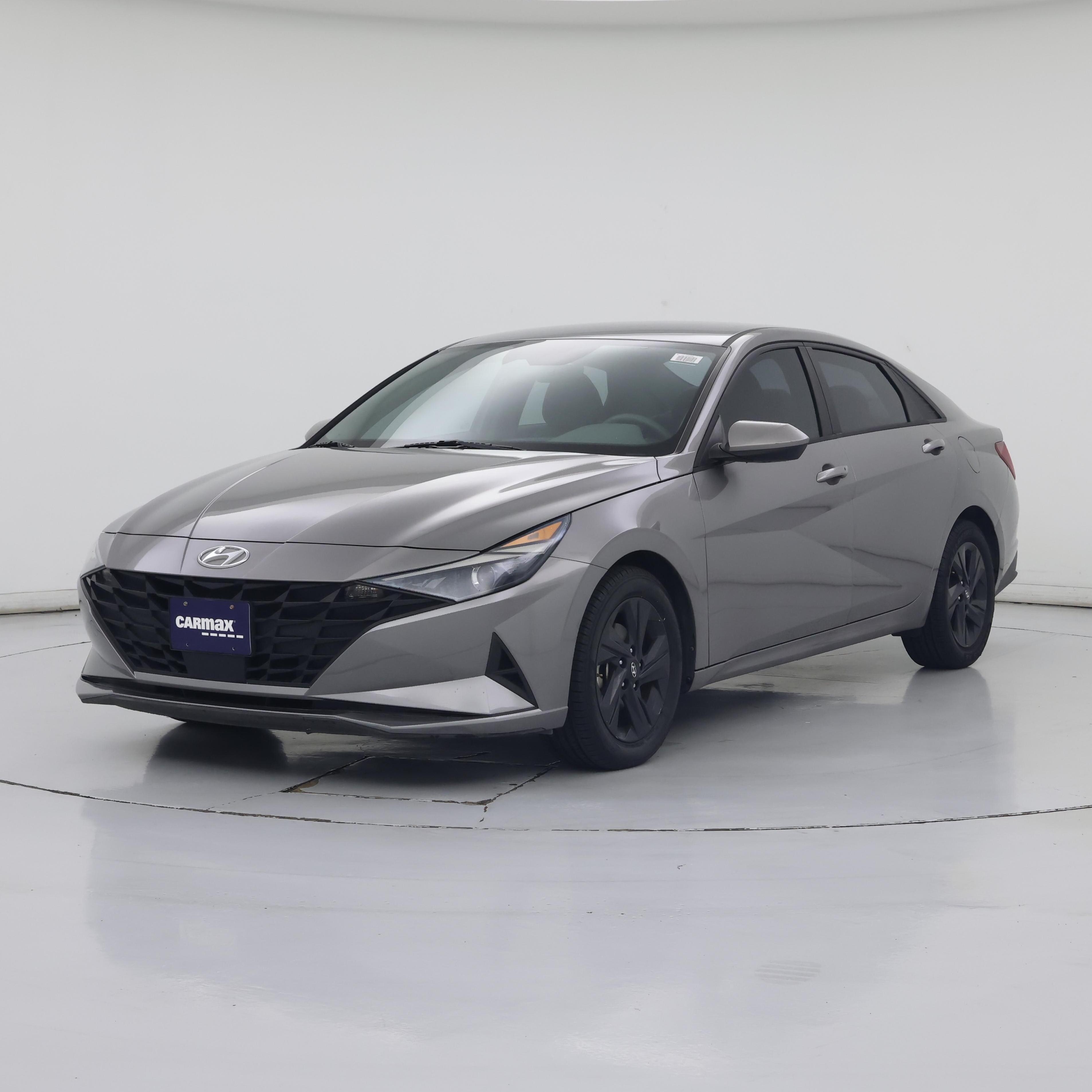 Thumbnail: 2022 Hyundai Elantra - 4