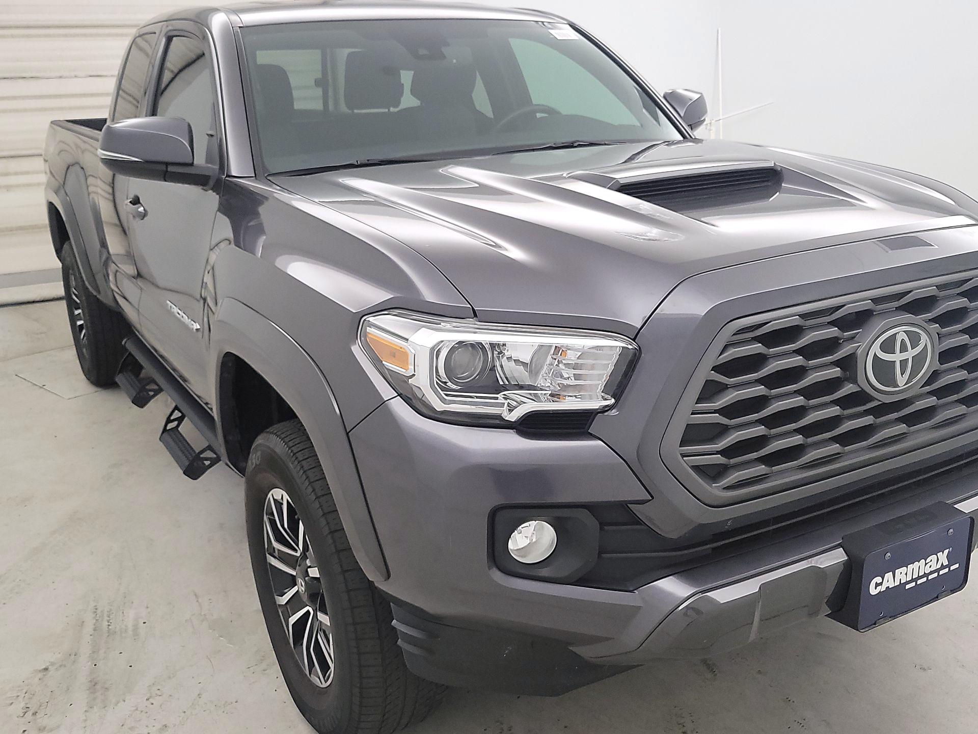 Thumbnail: 2022 Toyota Tacoma - 1