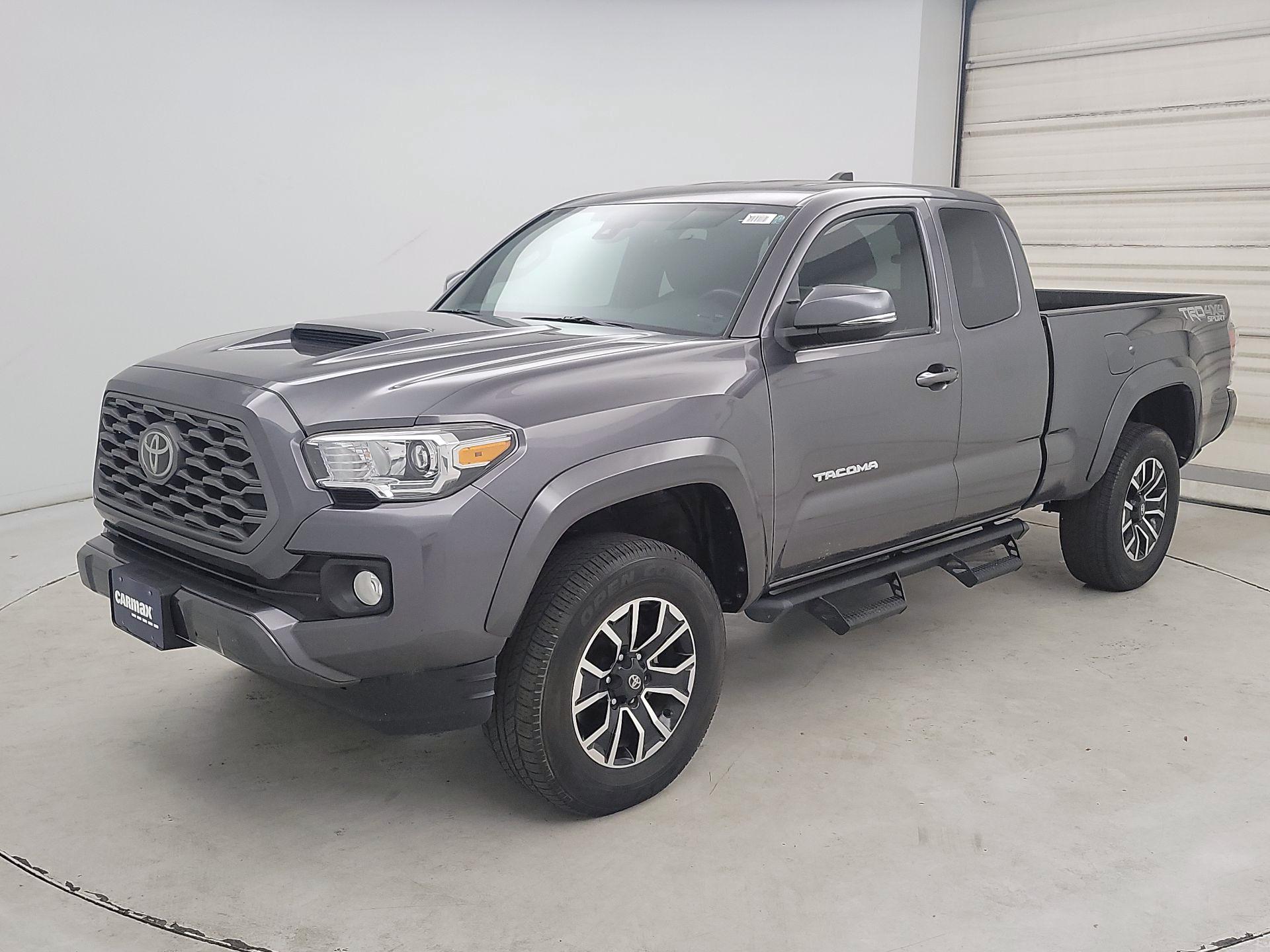 Thumbnail: 2022 Toyota Tacoma - 3