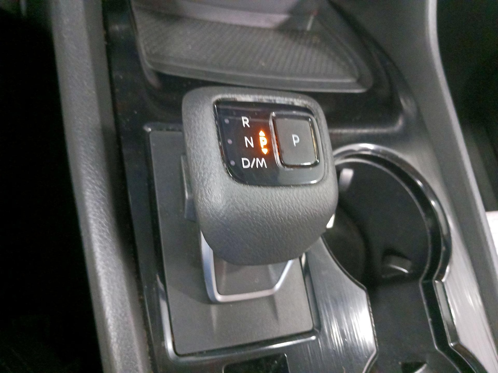 2023 Nissan Rogue SV - Photo 18