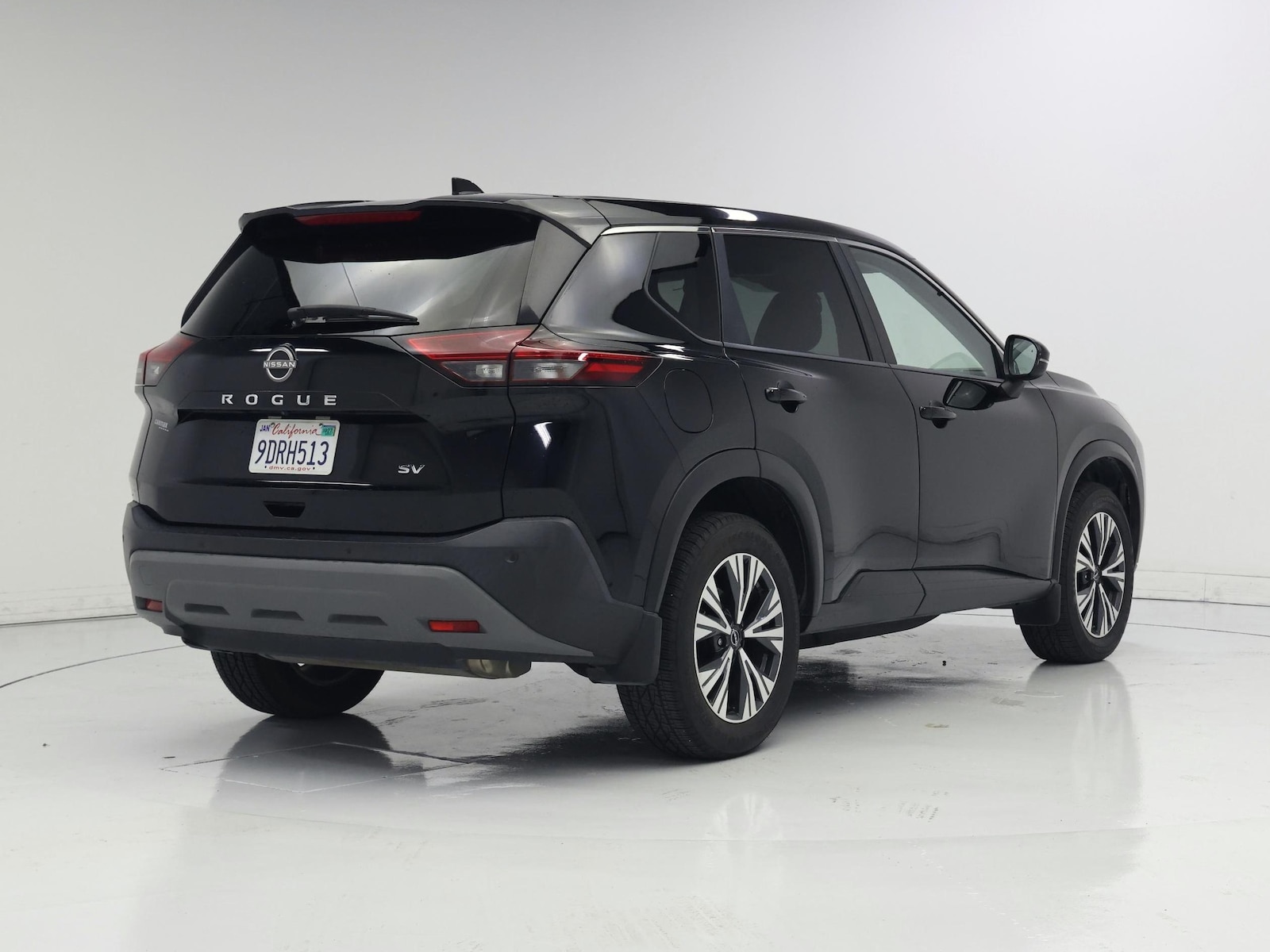 2023 Nissan Rogue SV - Photo 9