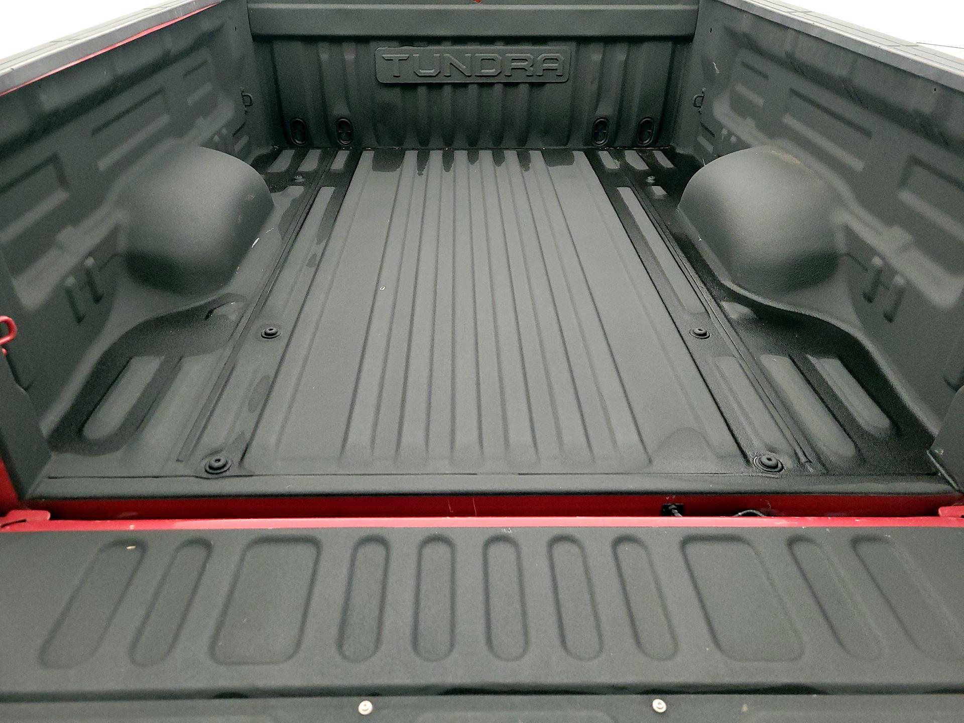 Thumbnail: 2021 Toyota Tundra - 20