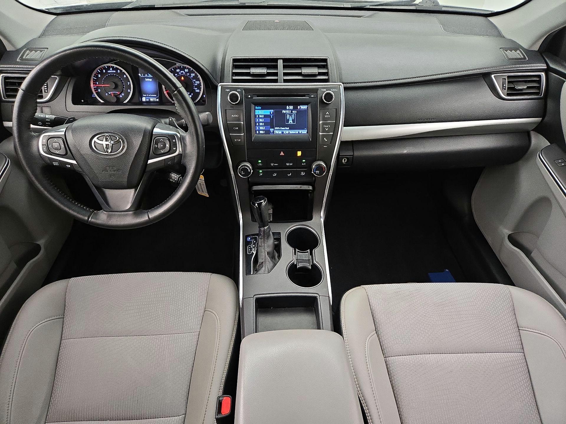 Thumbnail: 2016 Toyota Camry - 9