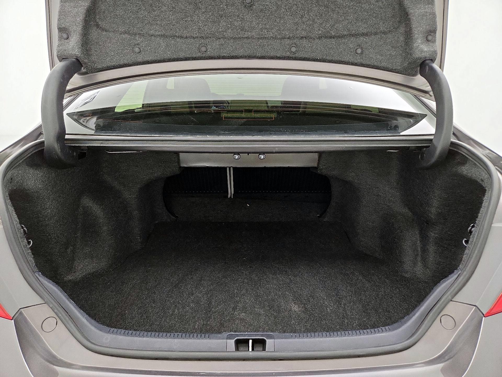 Thumbnail: 2016 Toyota Camry - 20