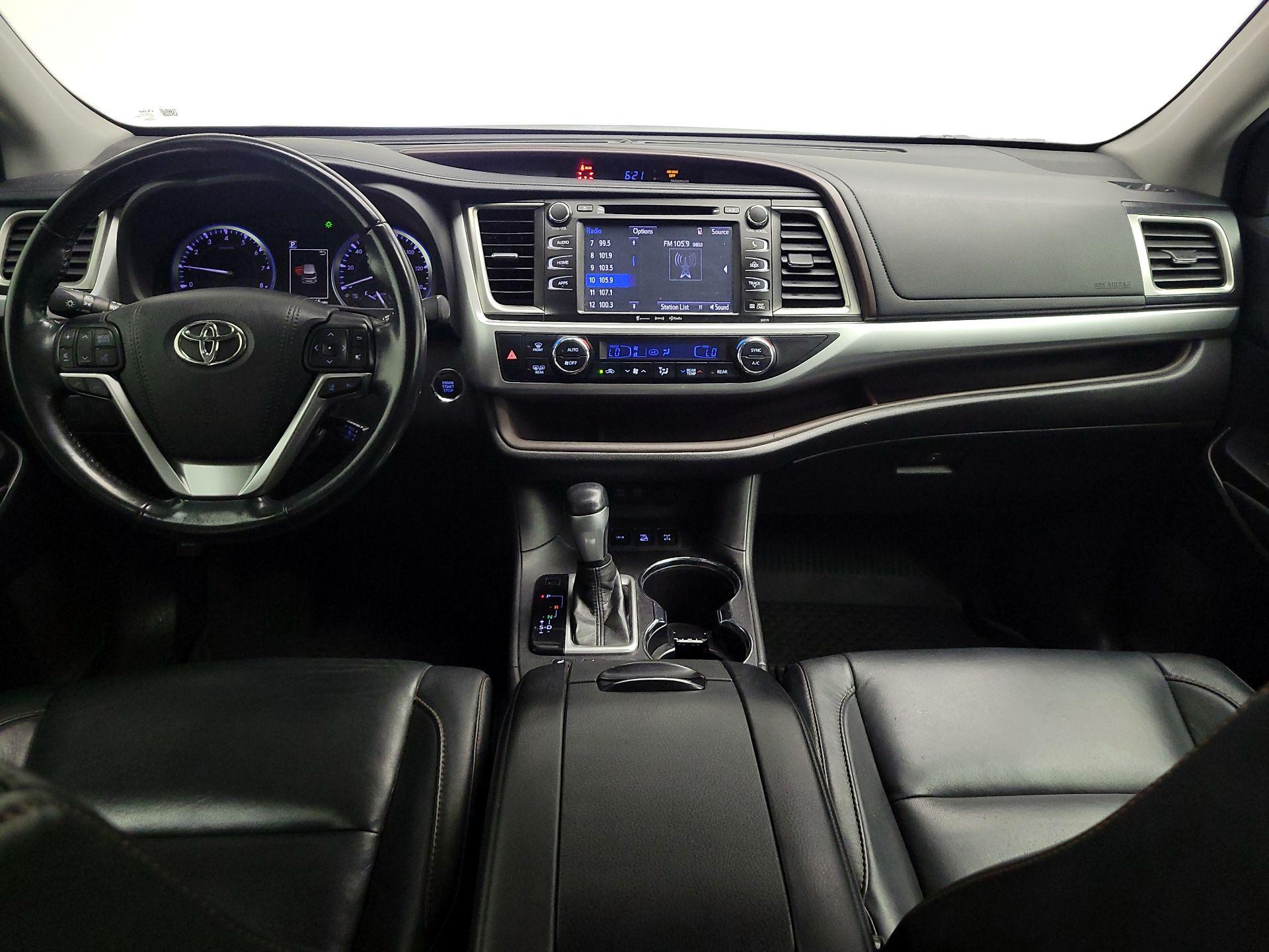 Thumbnail: 2018 Toyota Highlander - 9